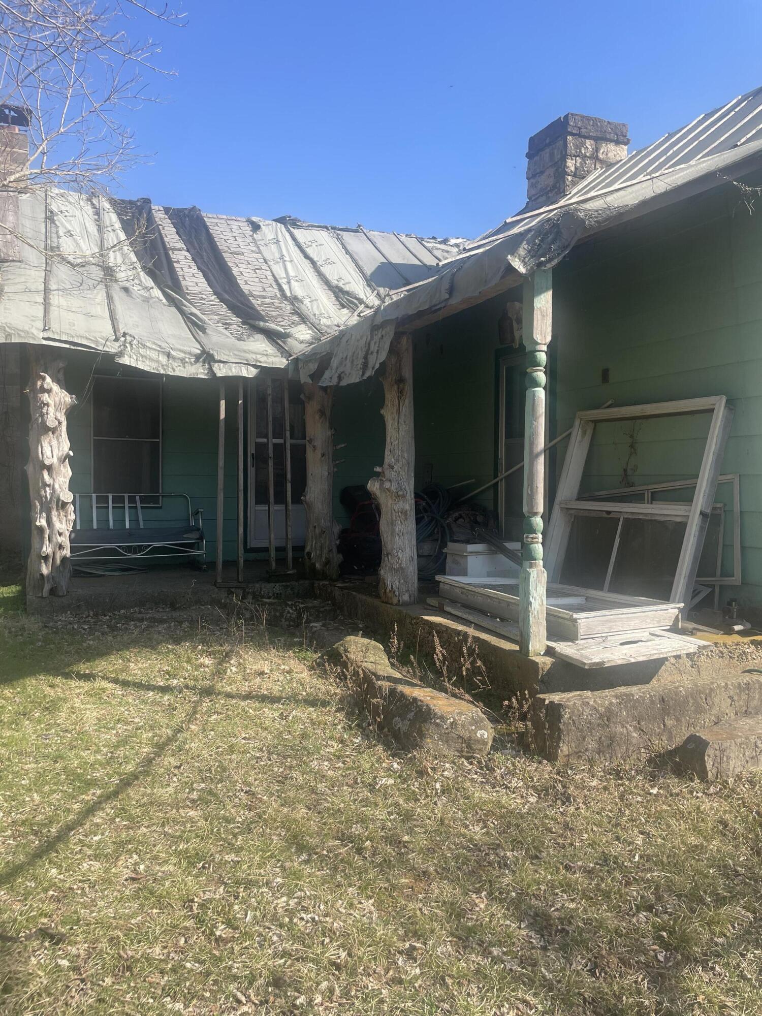 19358 Farm Road 2145 Property Photo 18