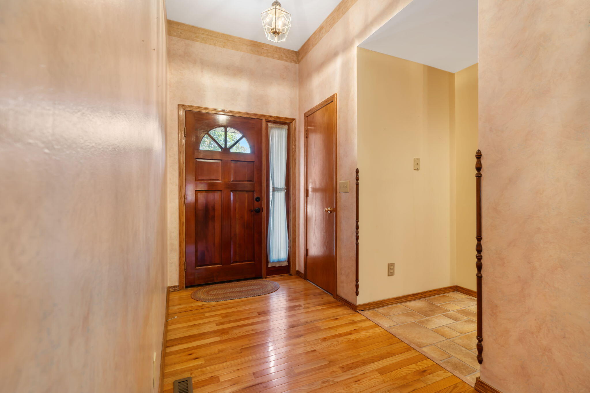 401 North Niangua Drive Property Photo 4