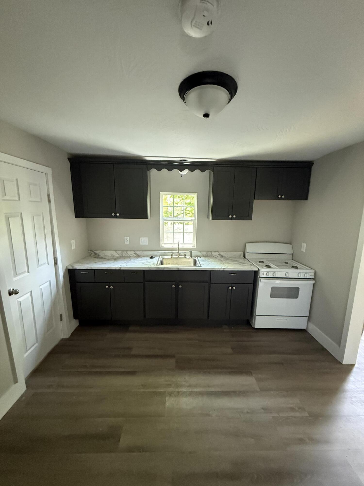 1324 North Wabash Avenue Property Photo 6