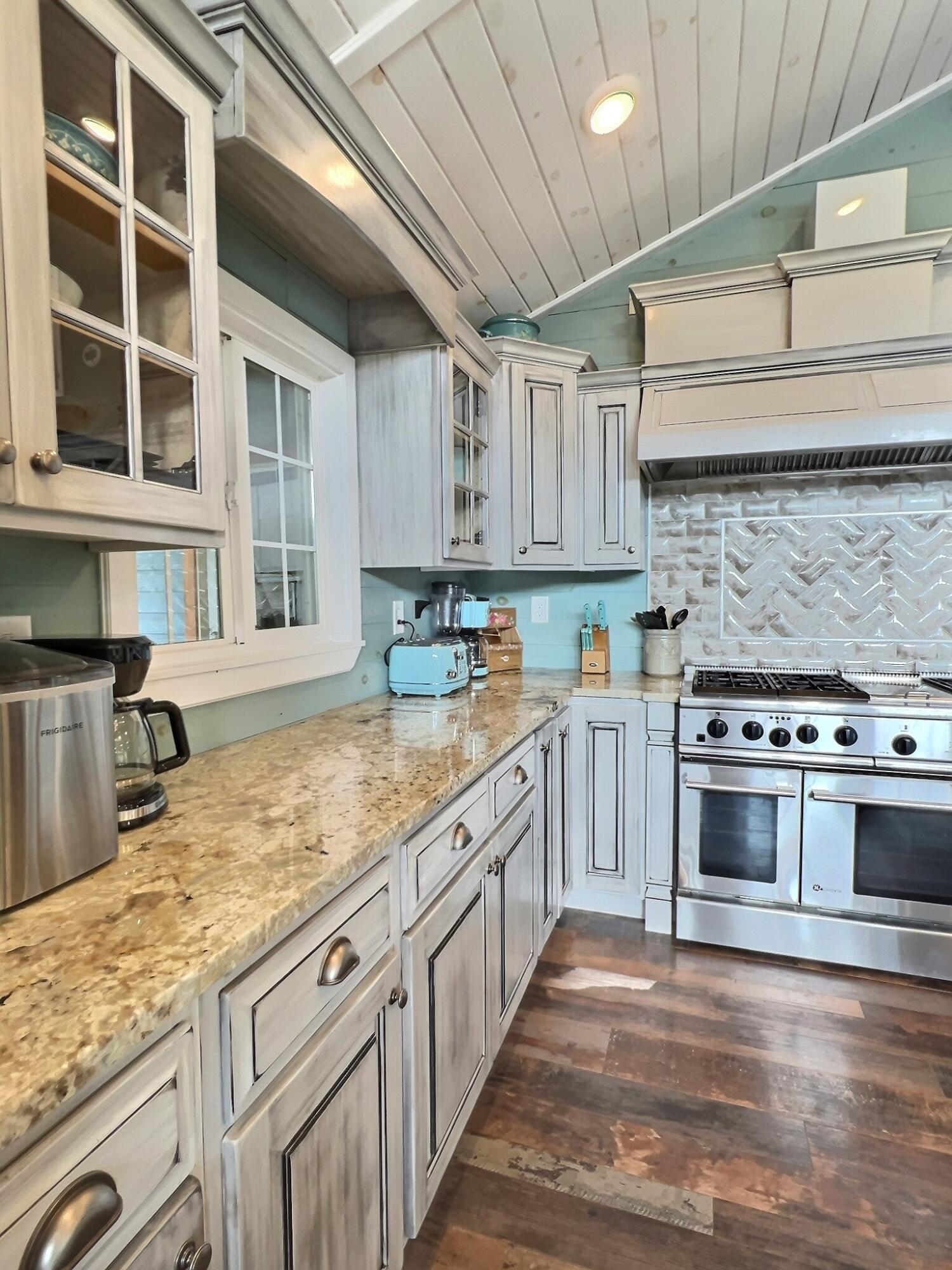1461 River Valley Road Property Photo 21