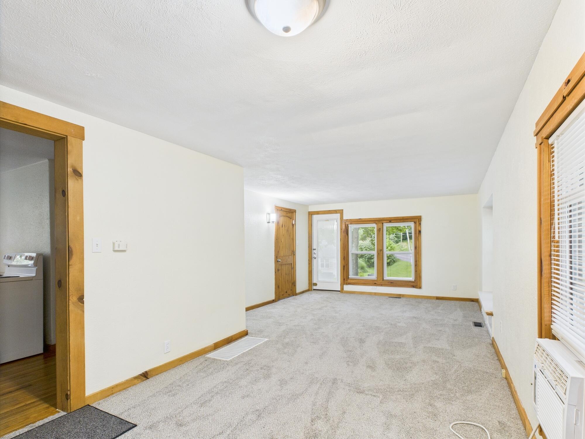 720 Second St. Property Photo 10