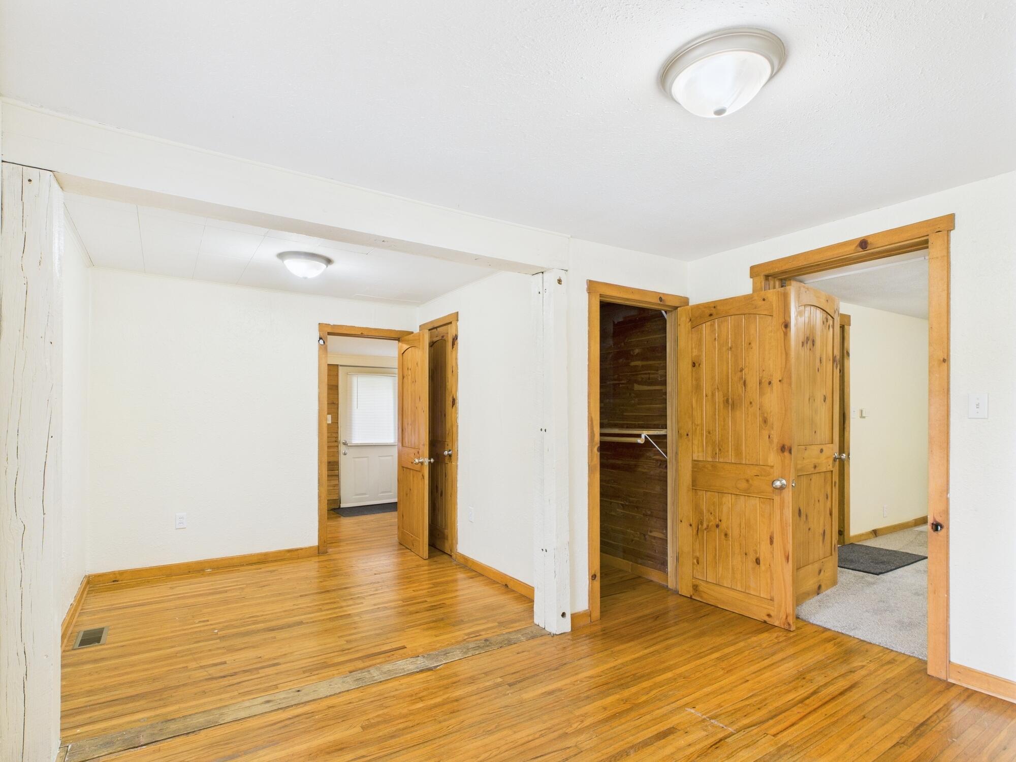720 Second St. Property Photo 14