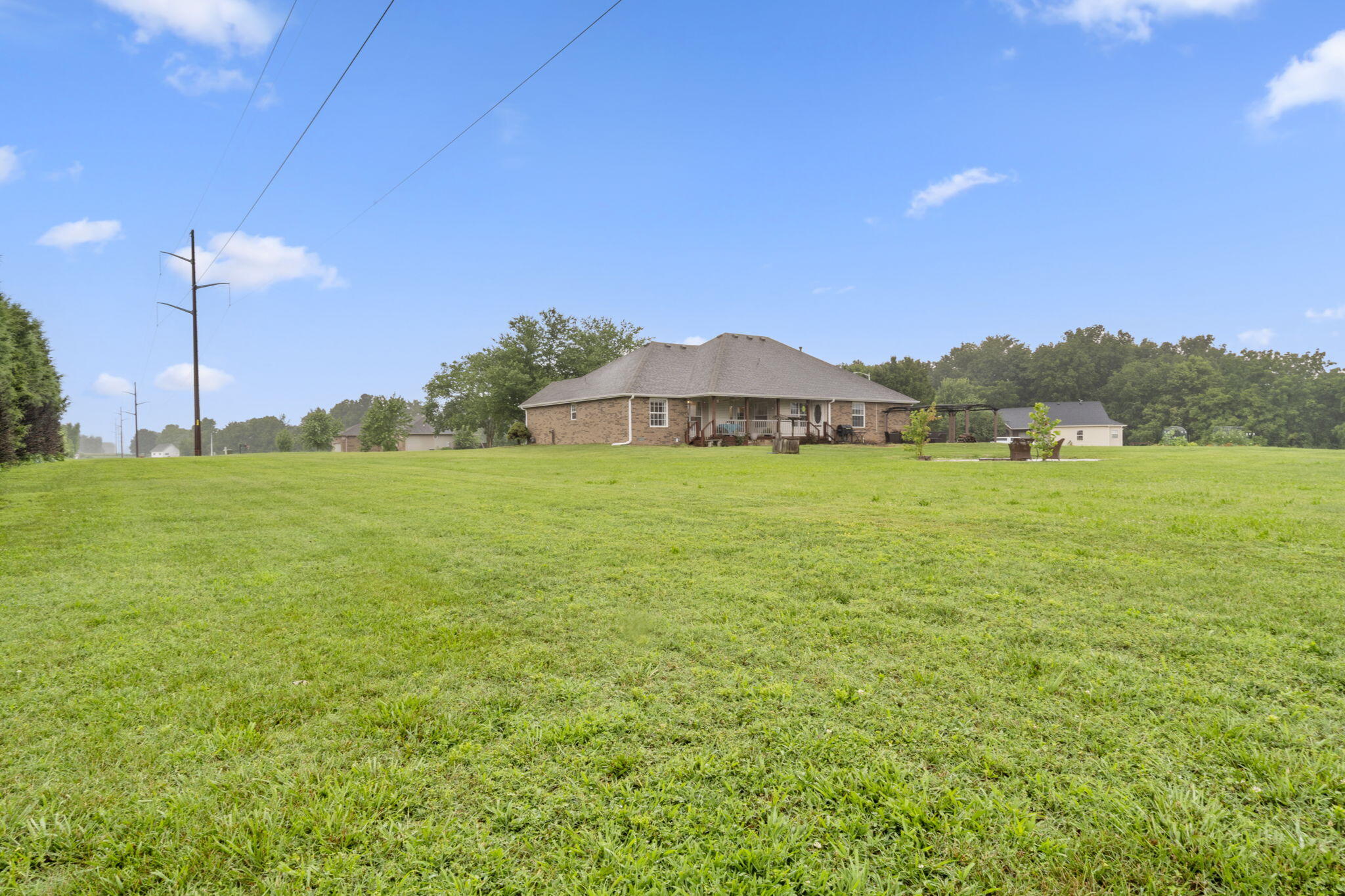 1508 Four Winds Drive Property Photo 25
