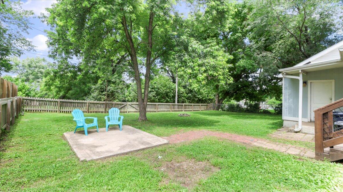 1067 West 3rd Street Property Photo 33