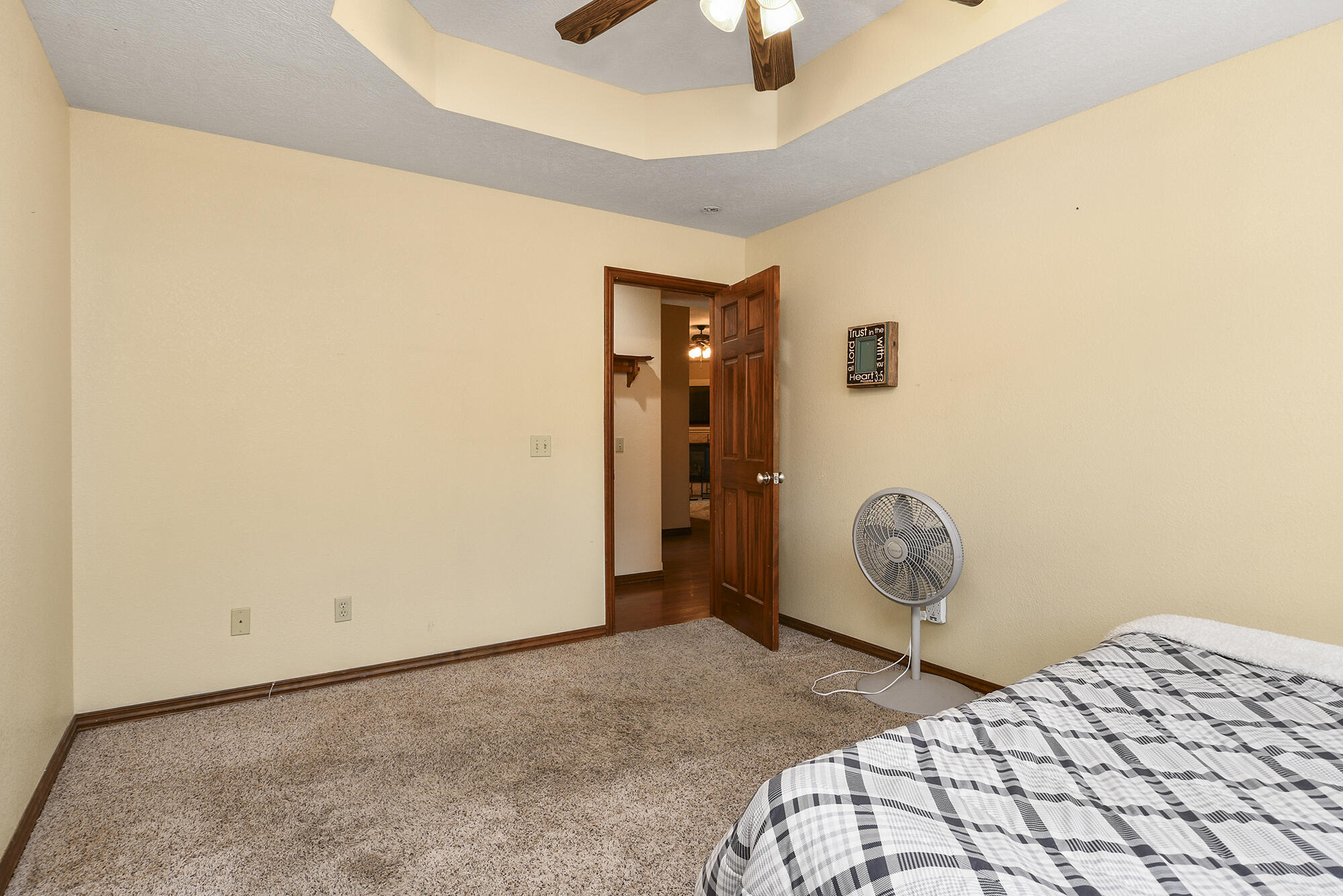 760 South 21st Avenue Property Photo 26