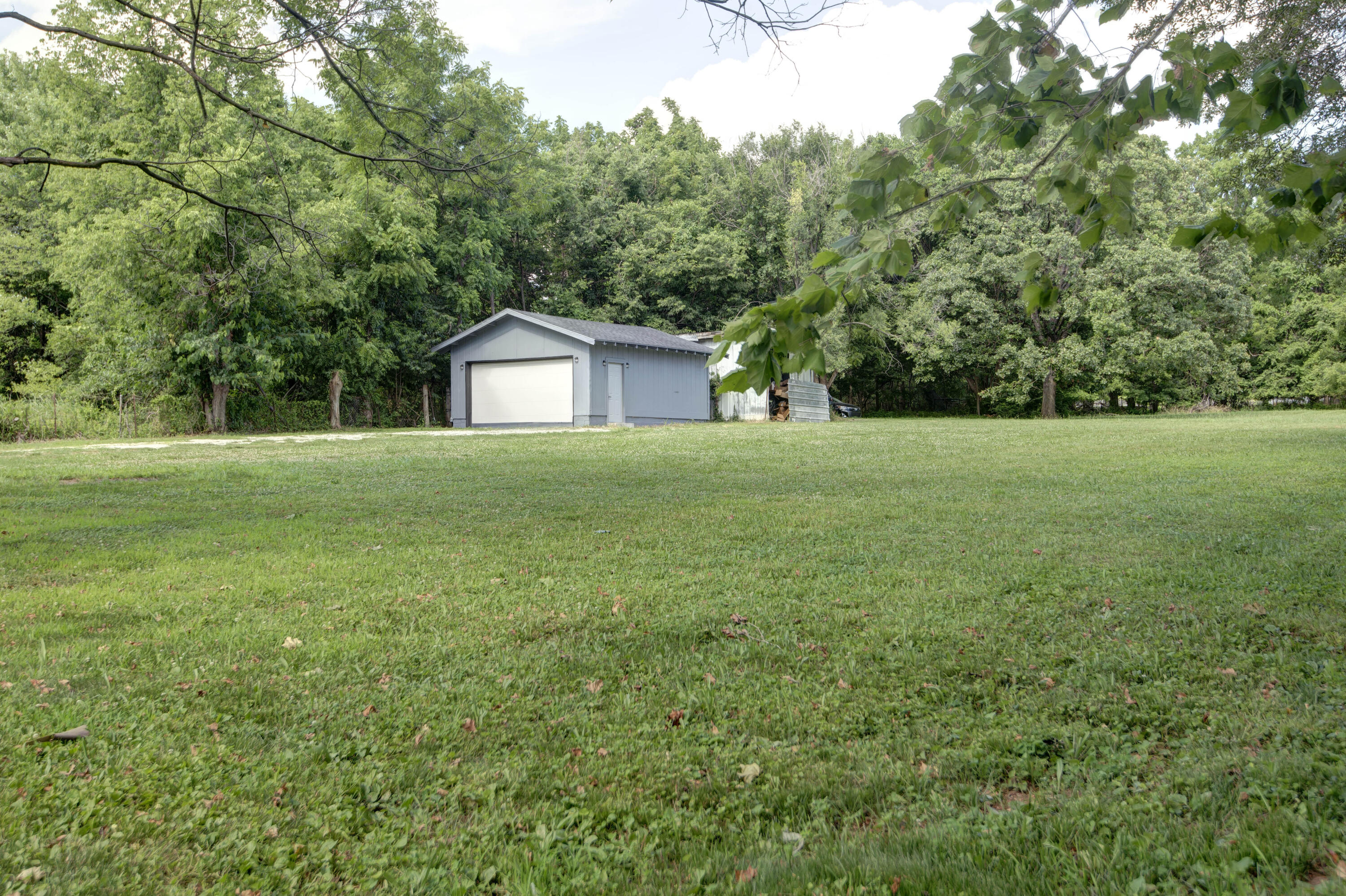 4218 North Farm Rd 141 Property Photo 32