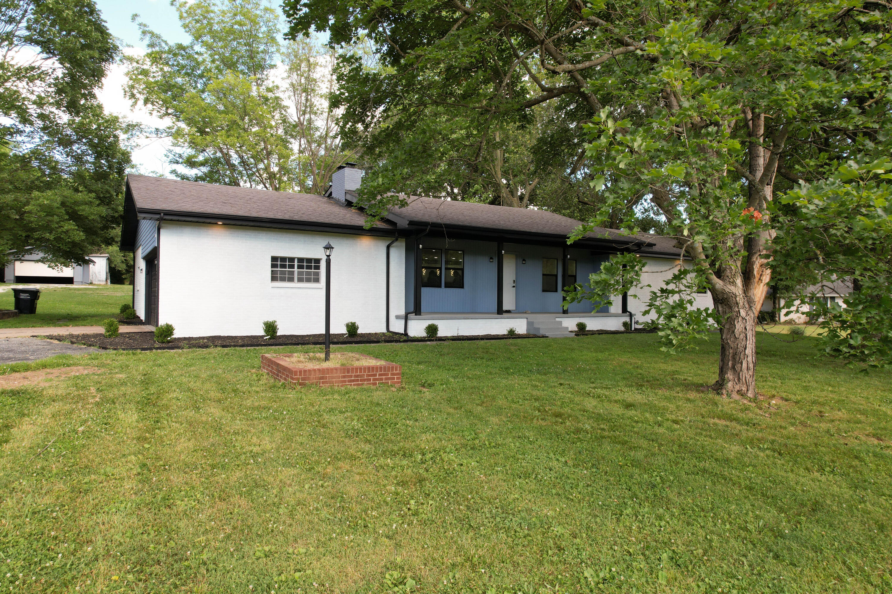 4218 North Farm Rd 141 Property Photo 43