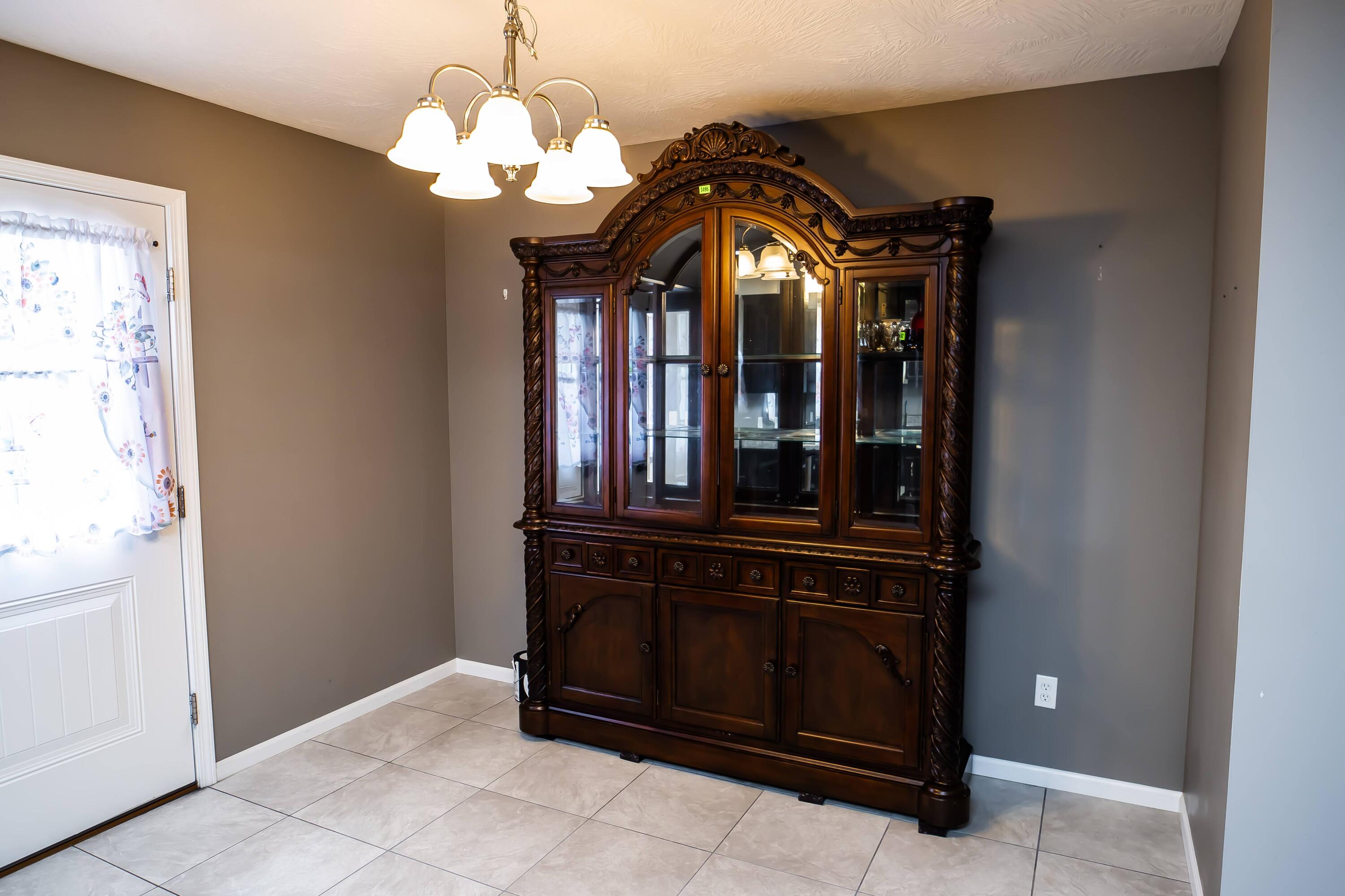 99 Deerfield Drive Property Photo 12