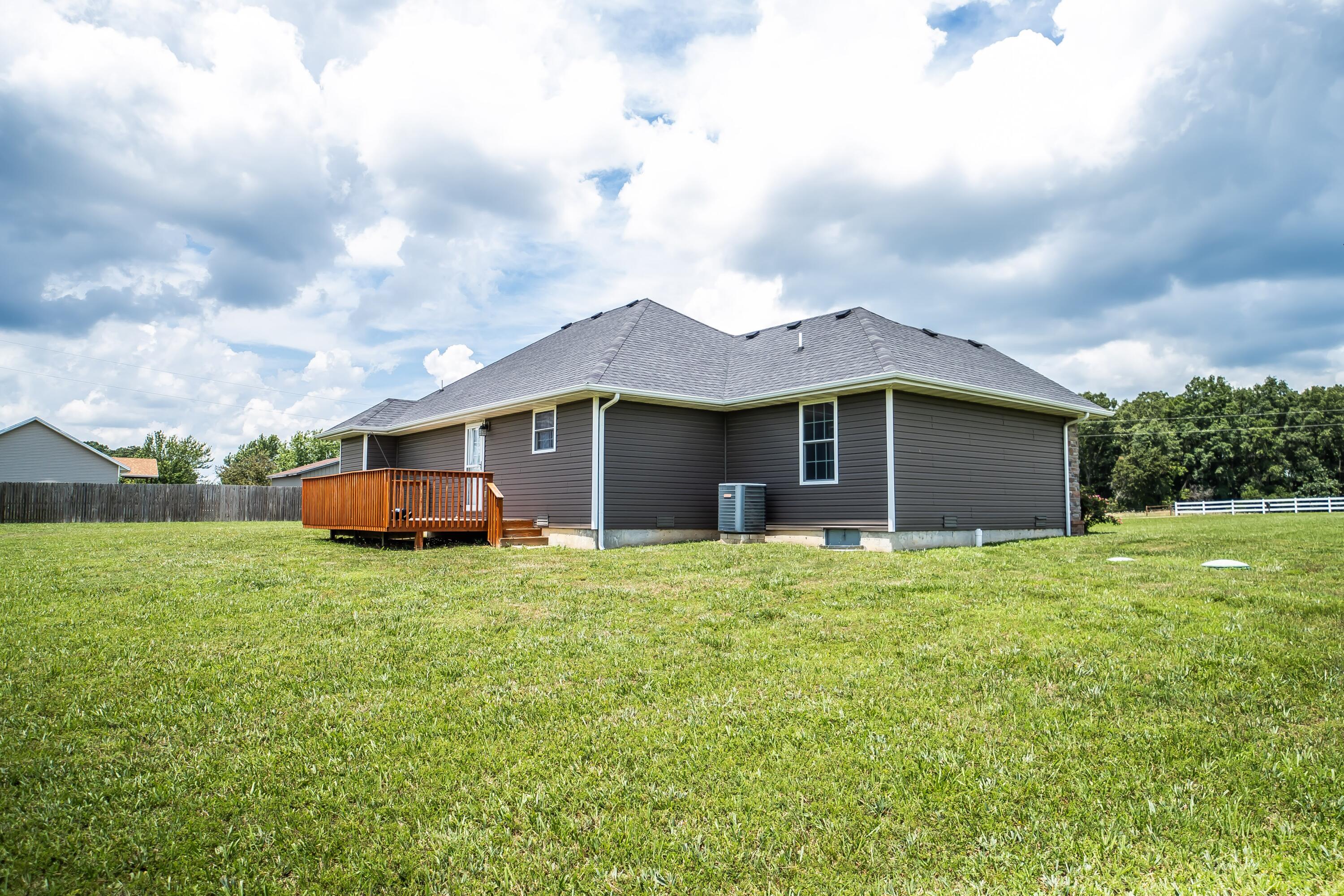 99 Deerfield Drive Property Photo 40