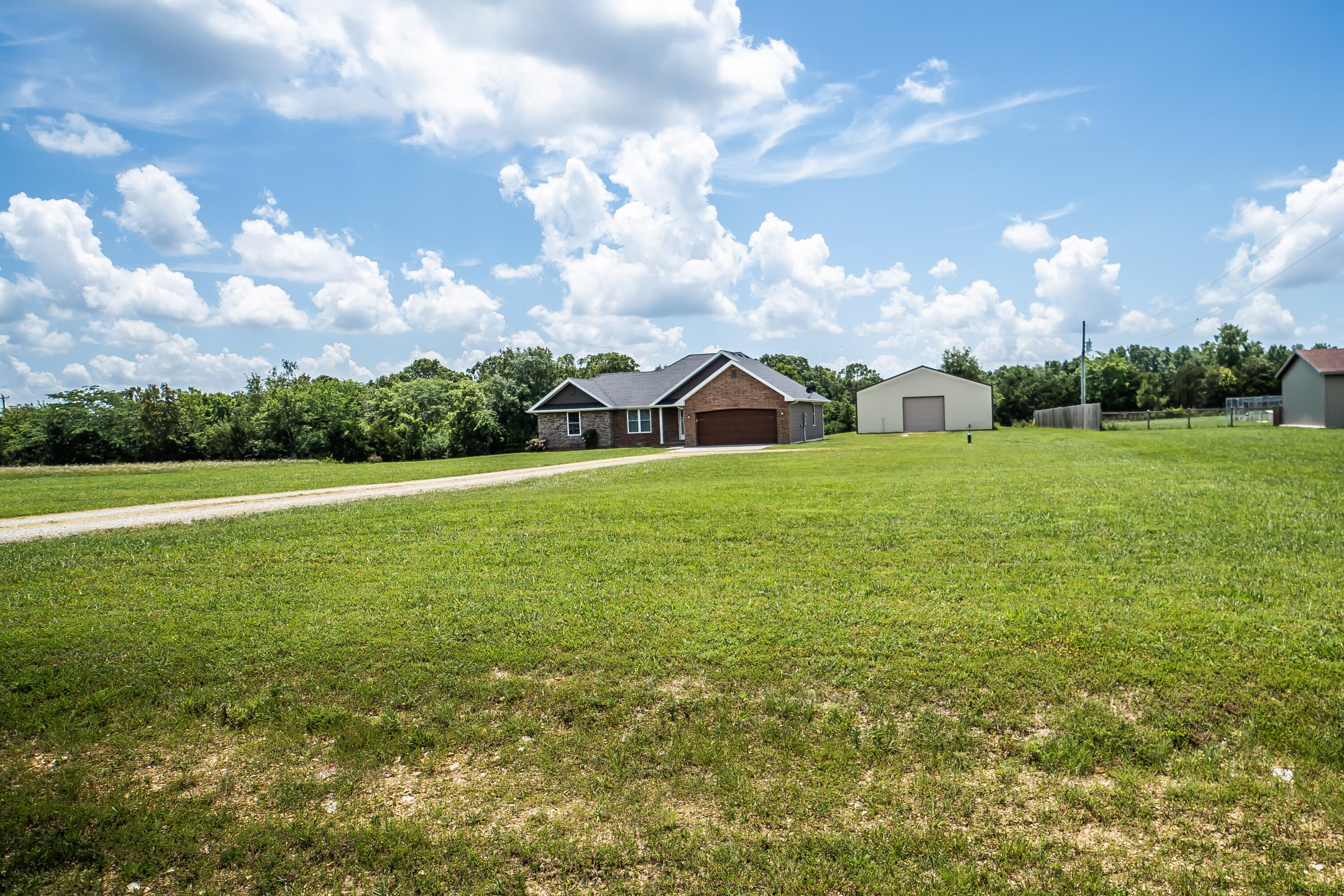99 Deerfield Drive Property Photo 43