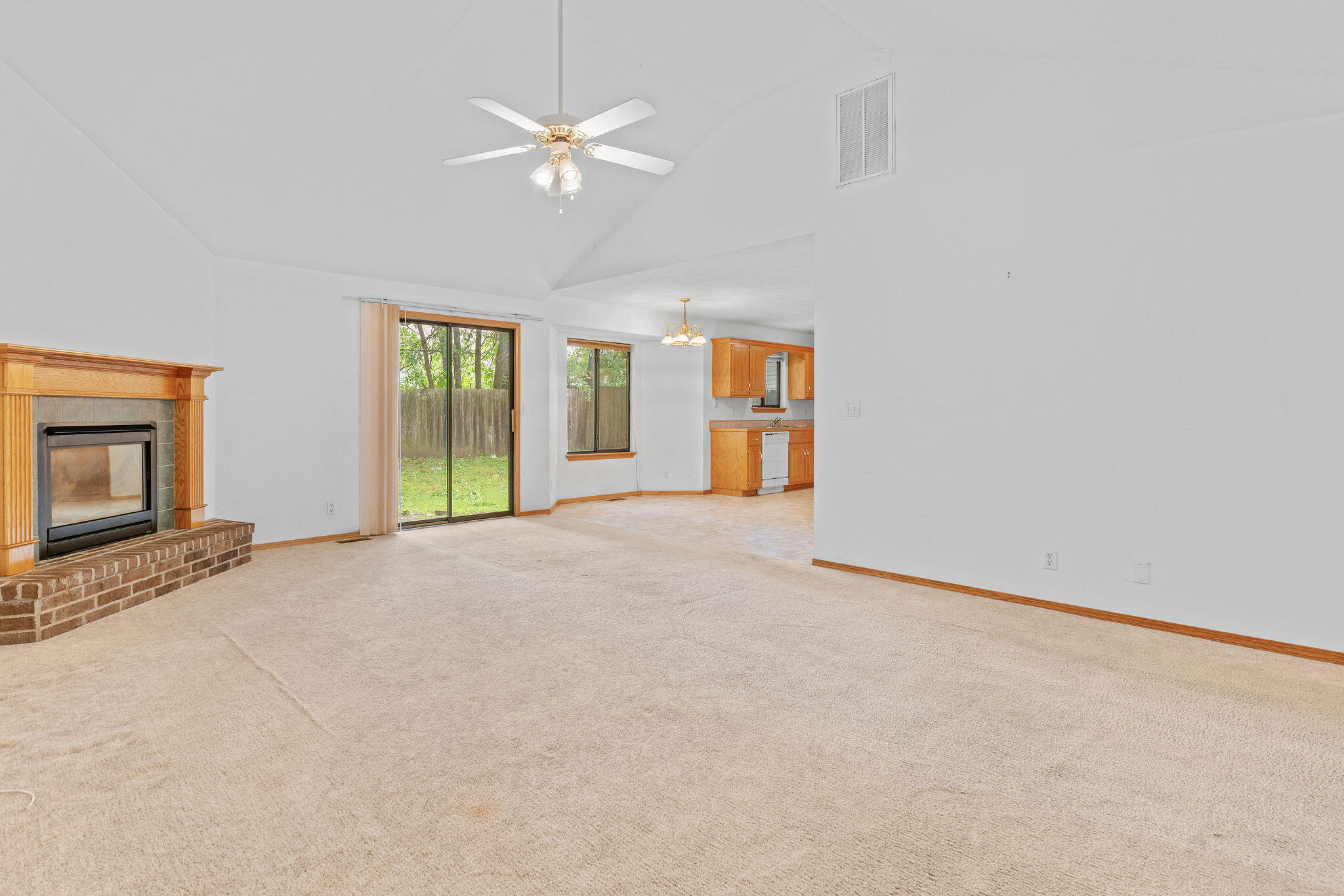 3527 West Sagamont Street Property Photo 3