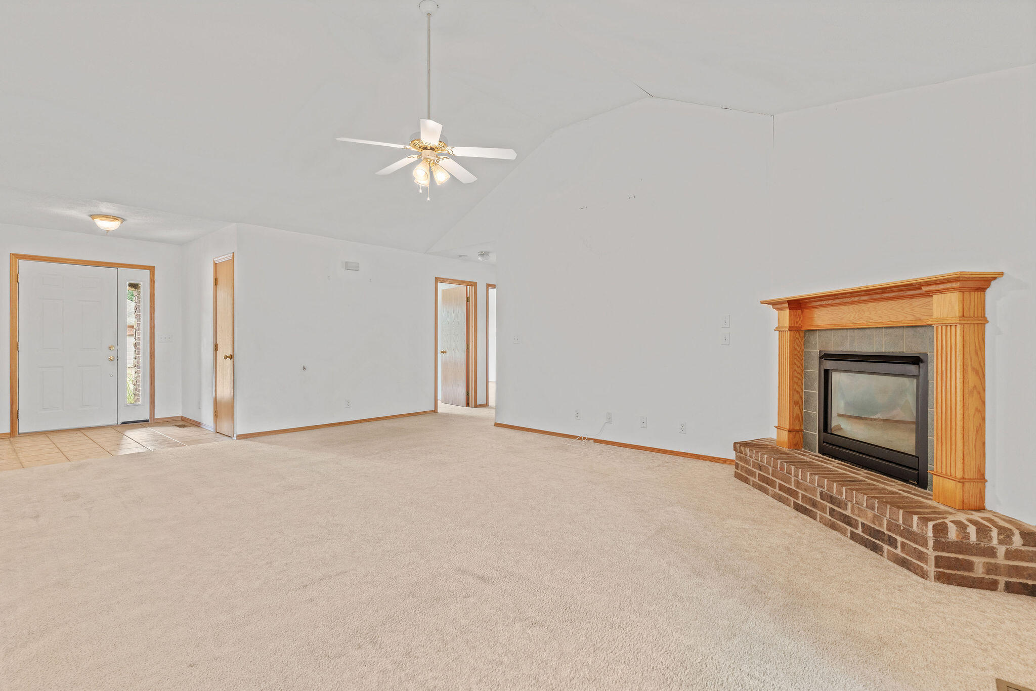 3527 West Sagamont Street Property Photo 4