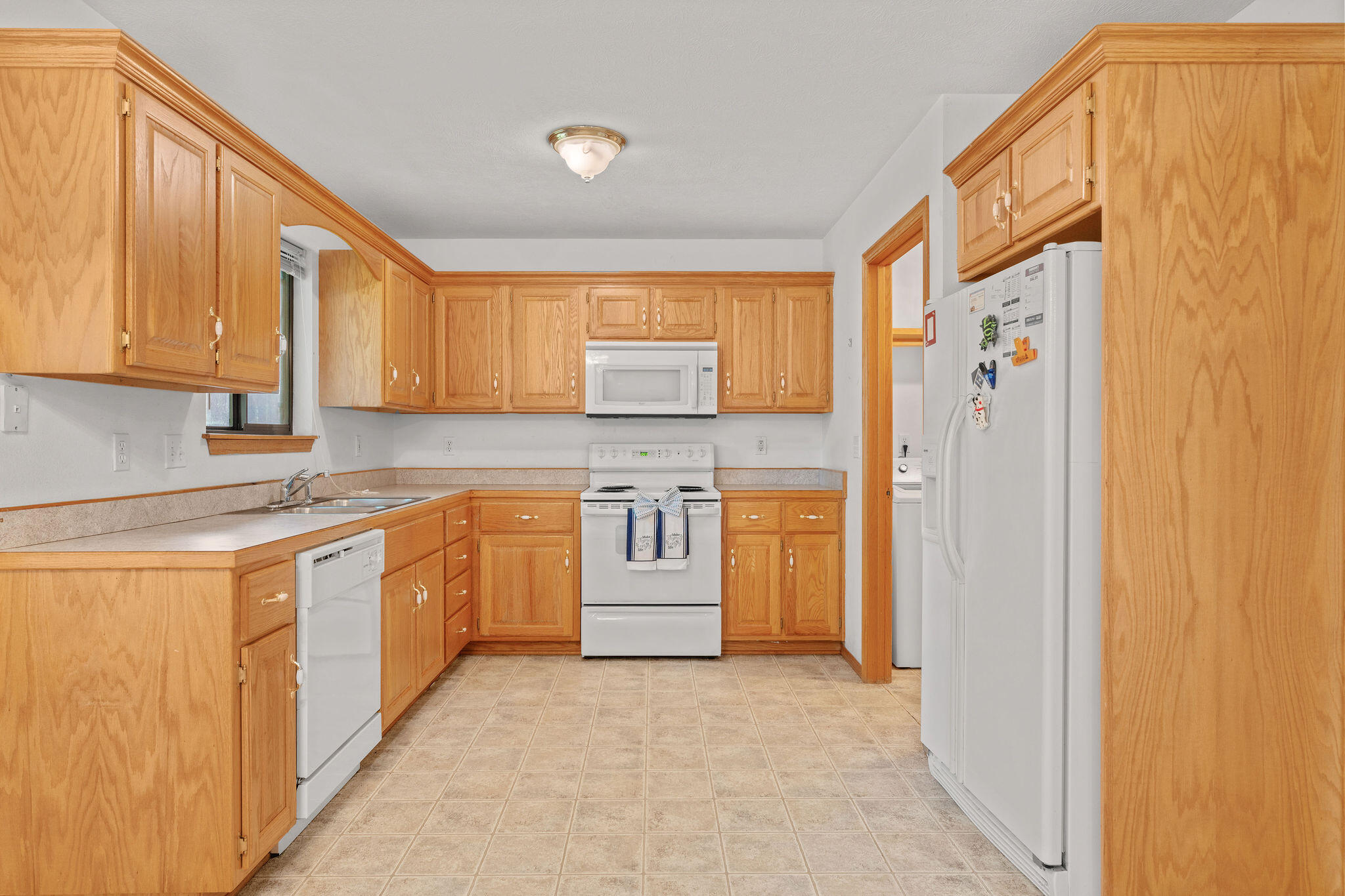 3527 West Sagamont Street Property Photo 7
