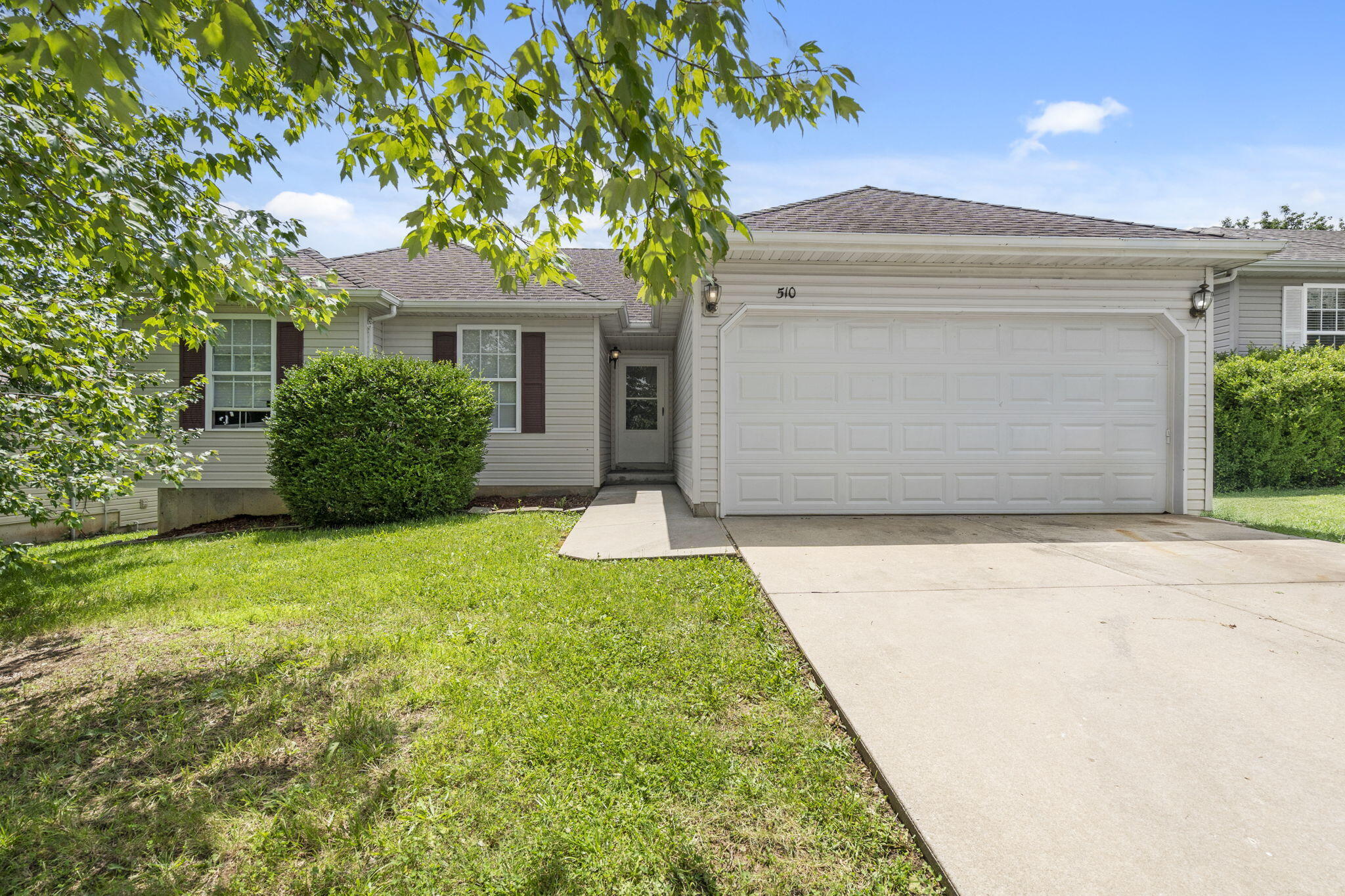 510 West Woodbine Road Property Photo 1