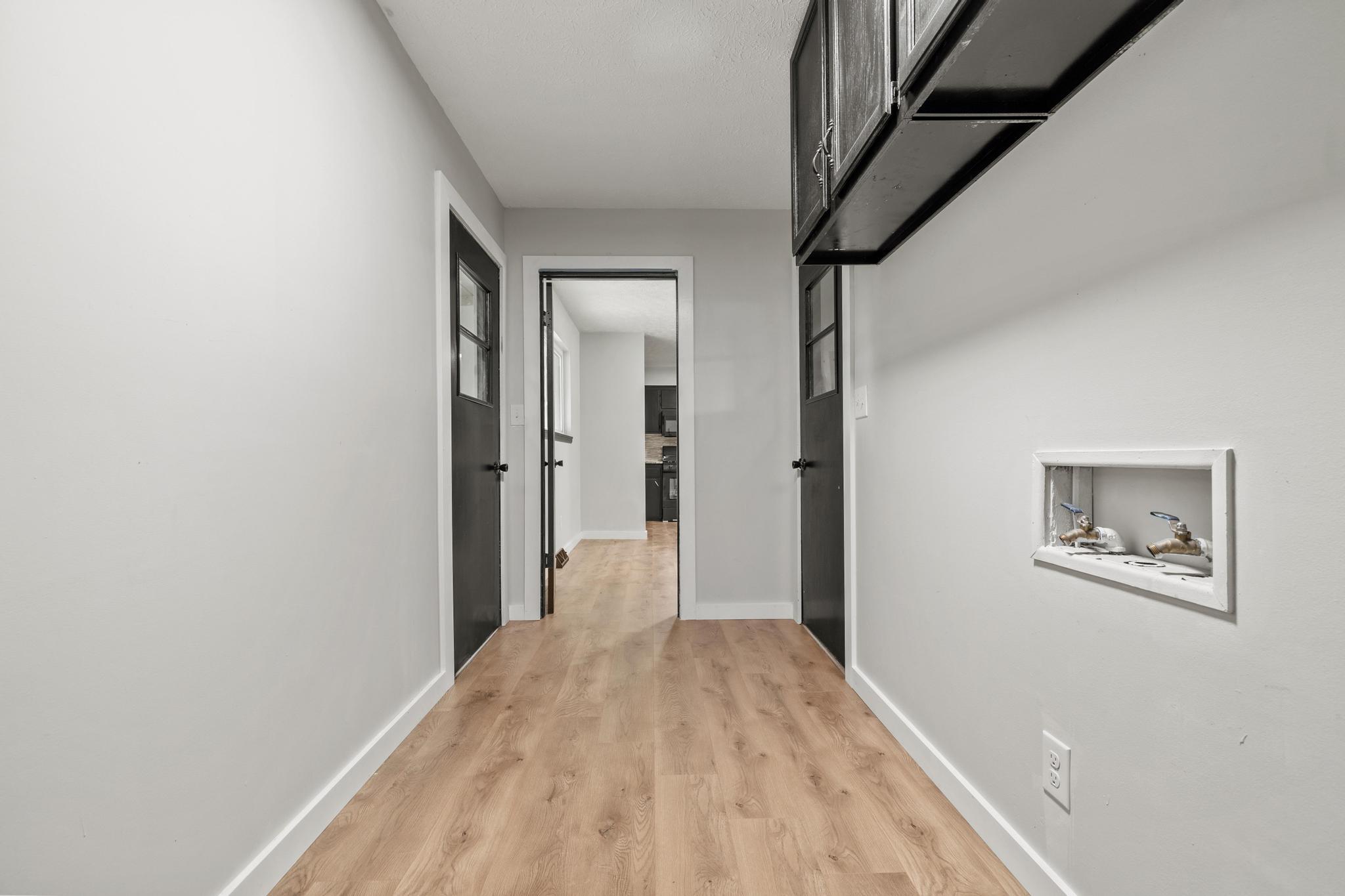 302 West Howard Avenue Property Photo 25