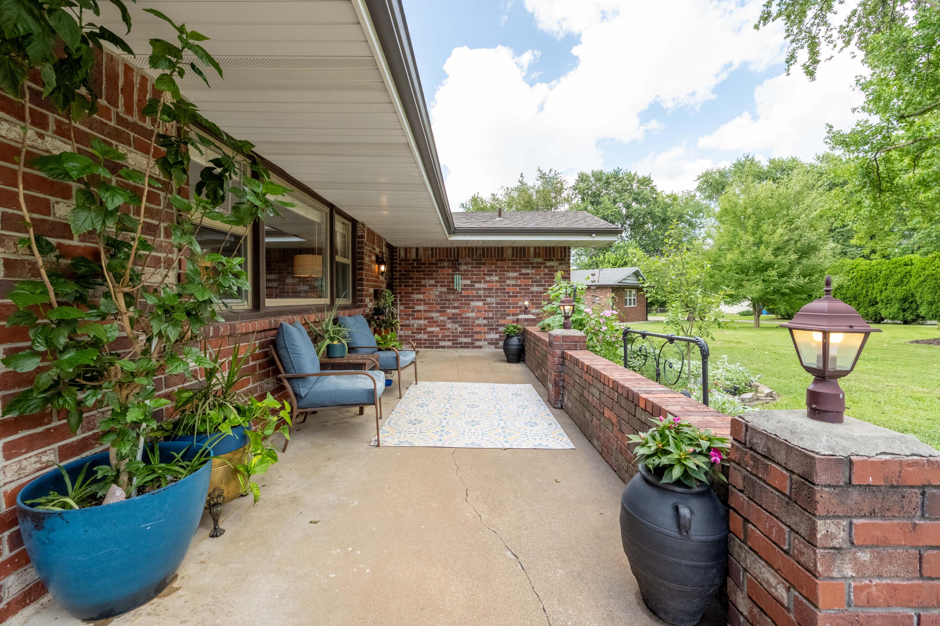 1119 South Cedarbrook Avenue Property Photo 7