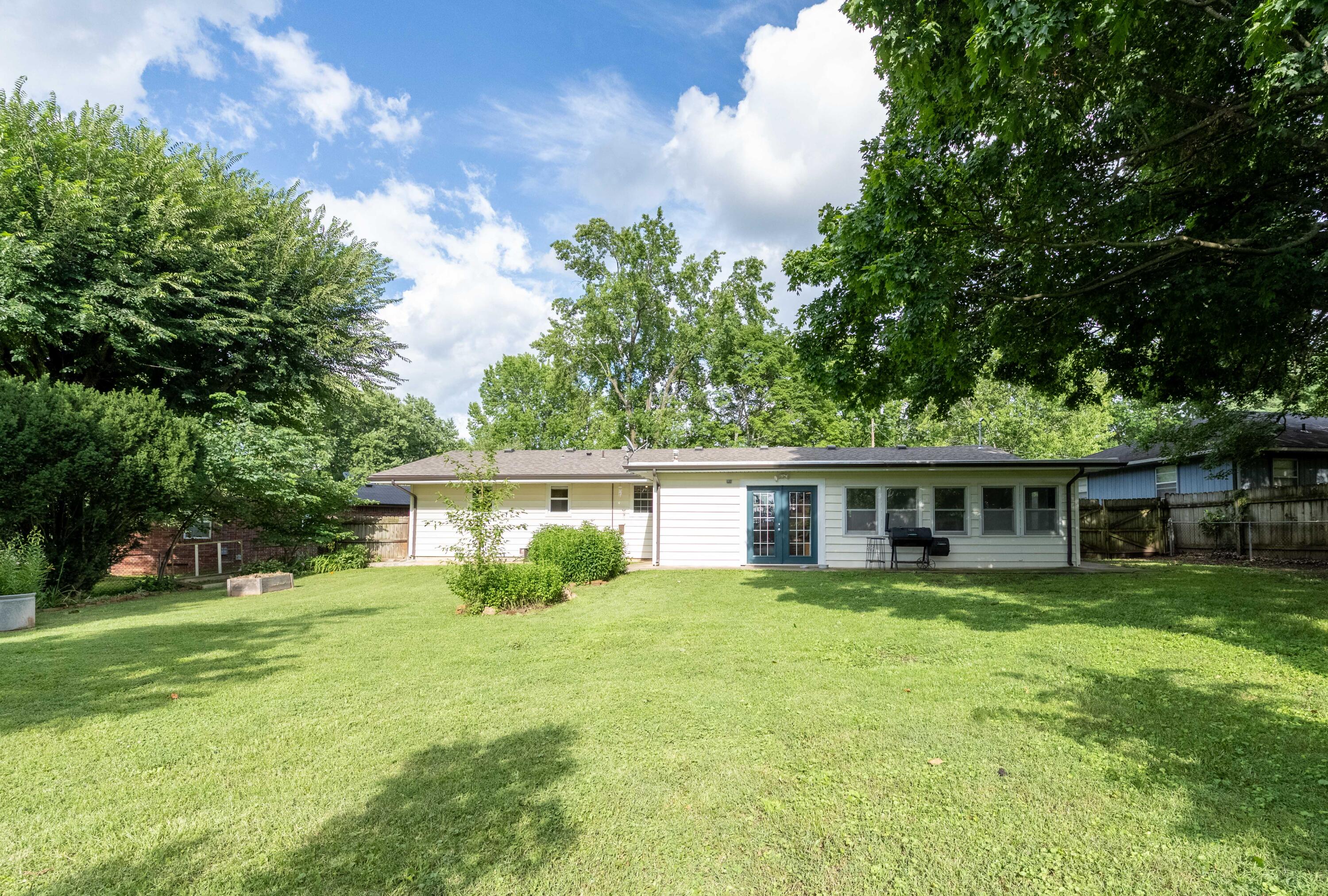 1119 South Cedarbrook Avenue Property Photo 45