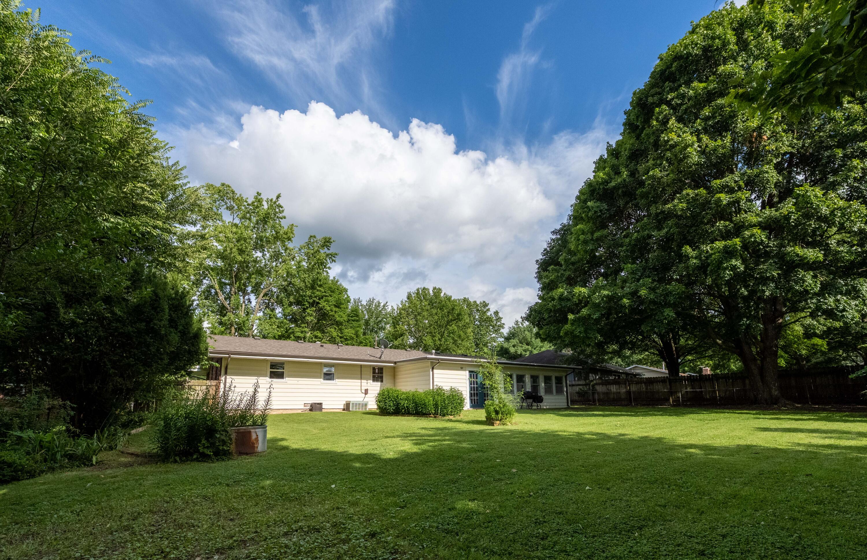 1119 South Cedarbrook Avenue Property Photo 46