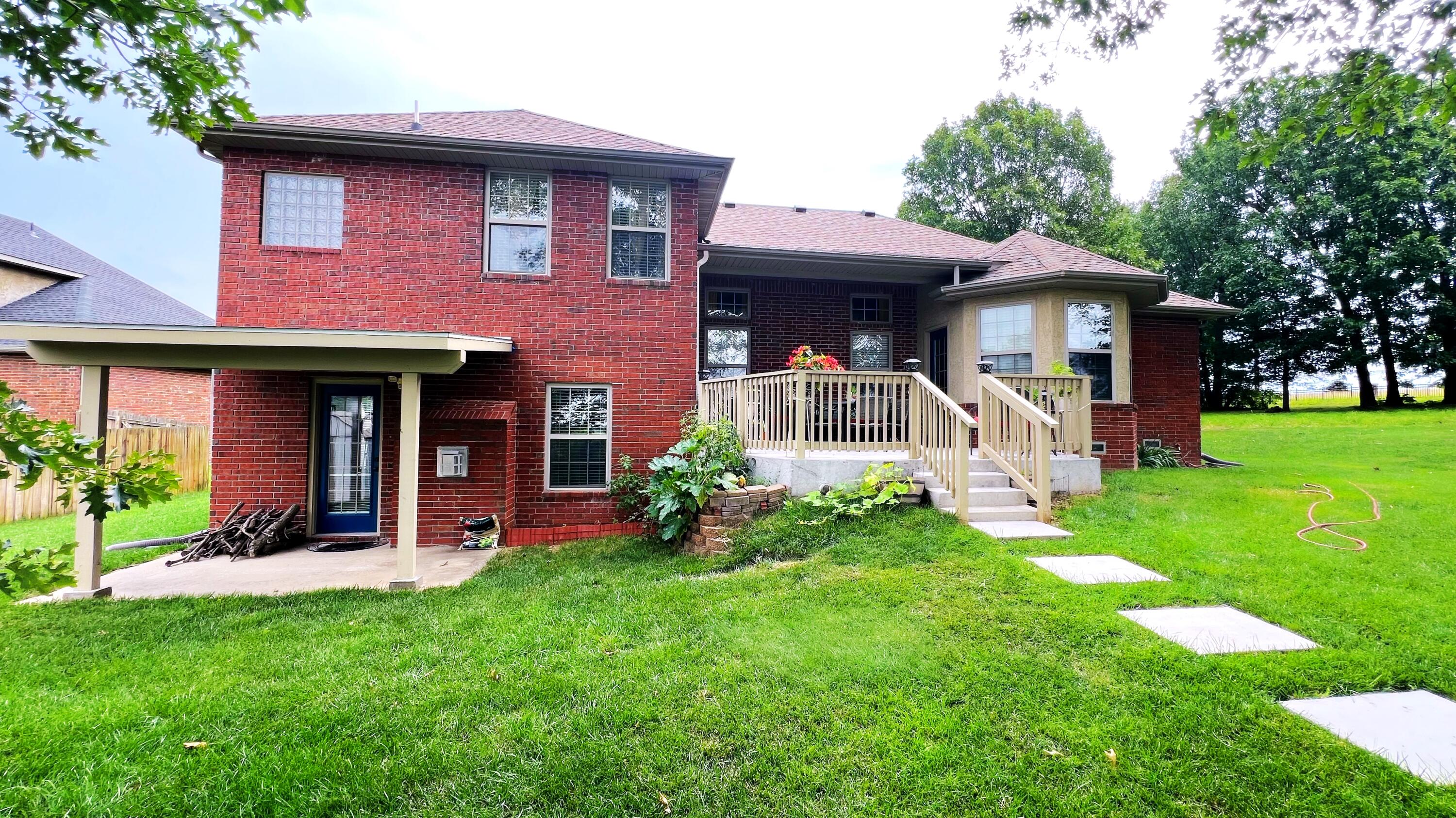 4 Remington Drive Property Photo 2