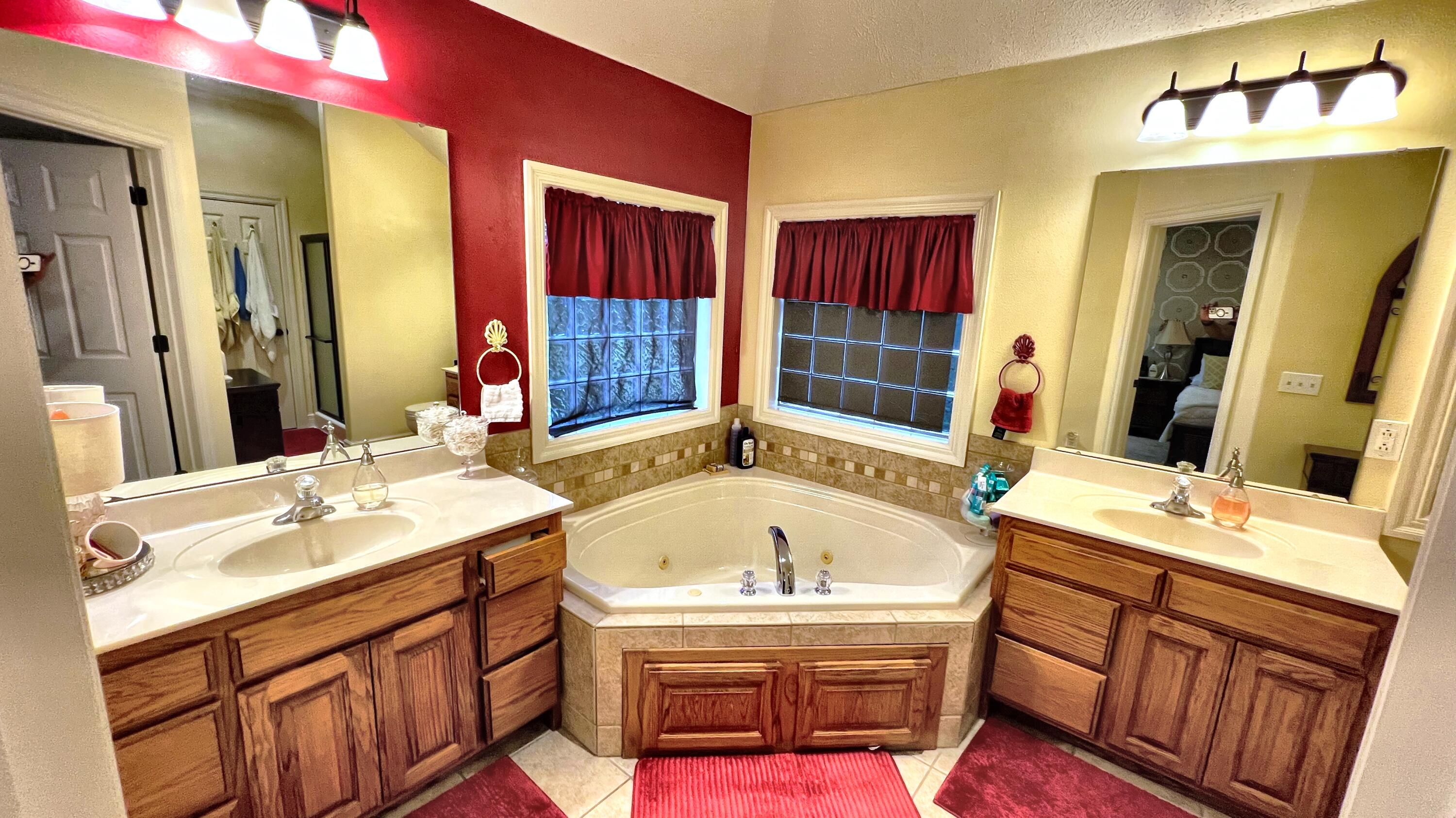 4 Remington Drive Property Photo 19