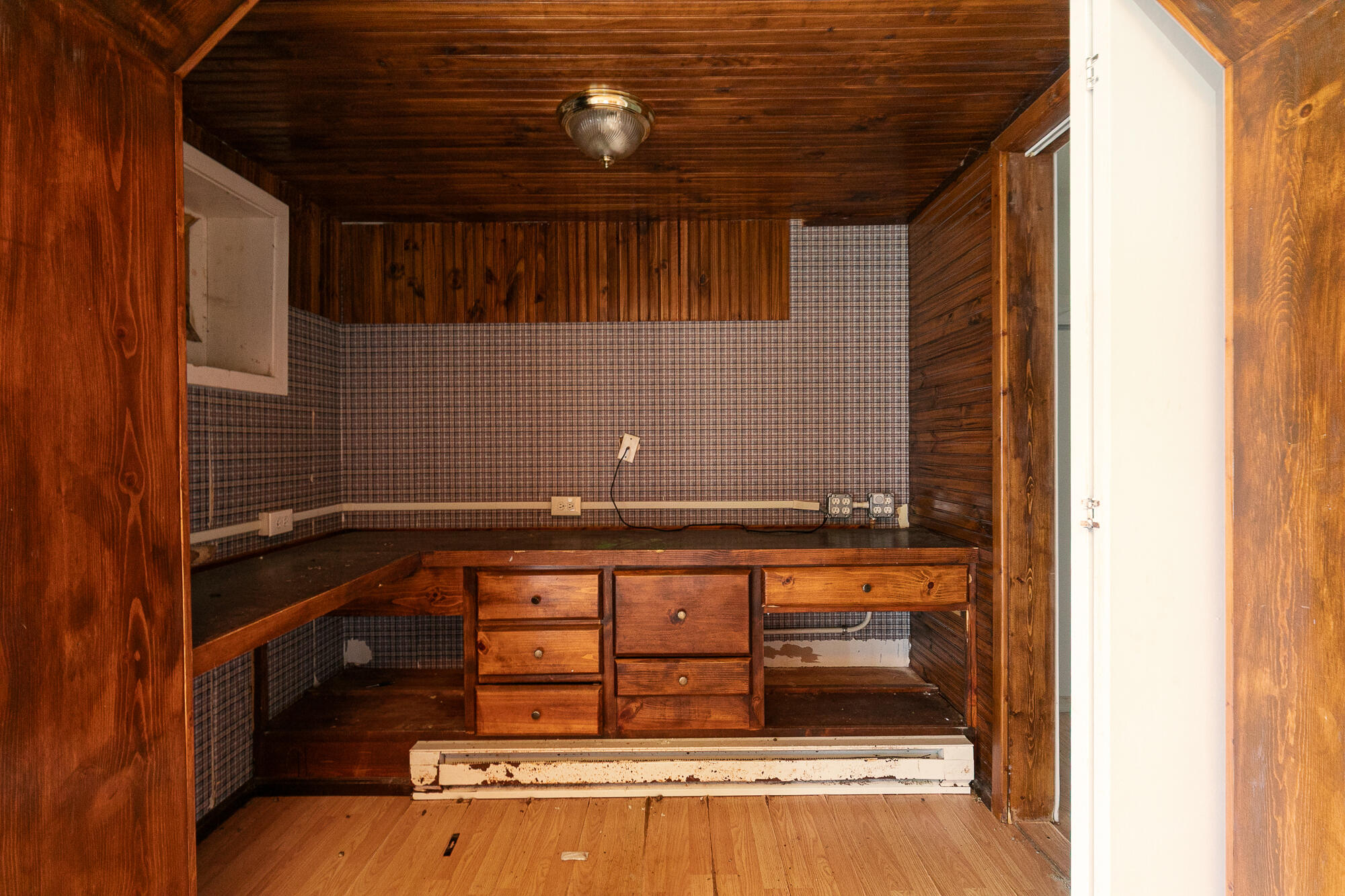 628 State Road F Property Photo 18