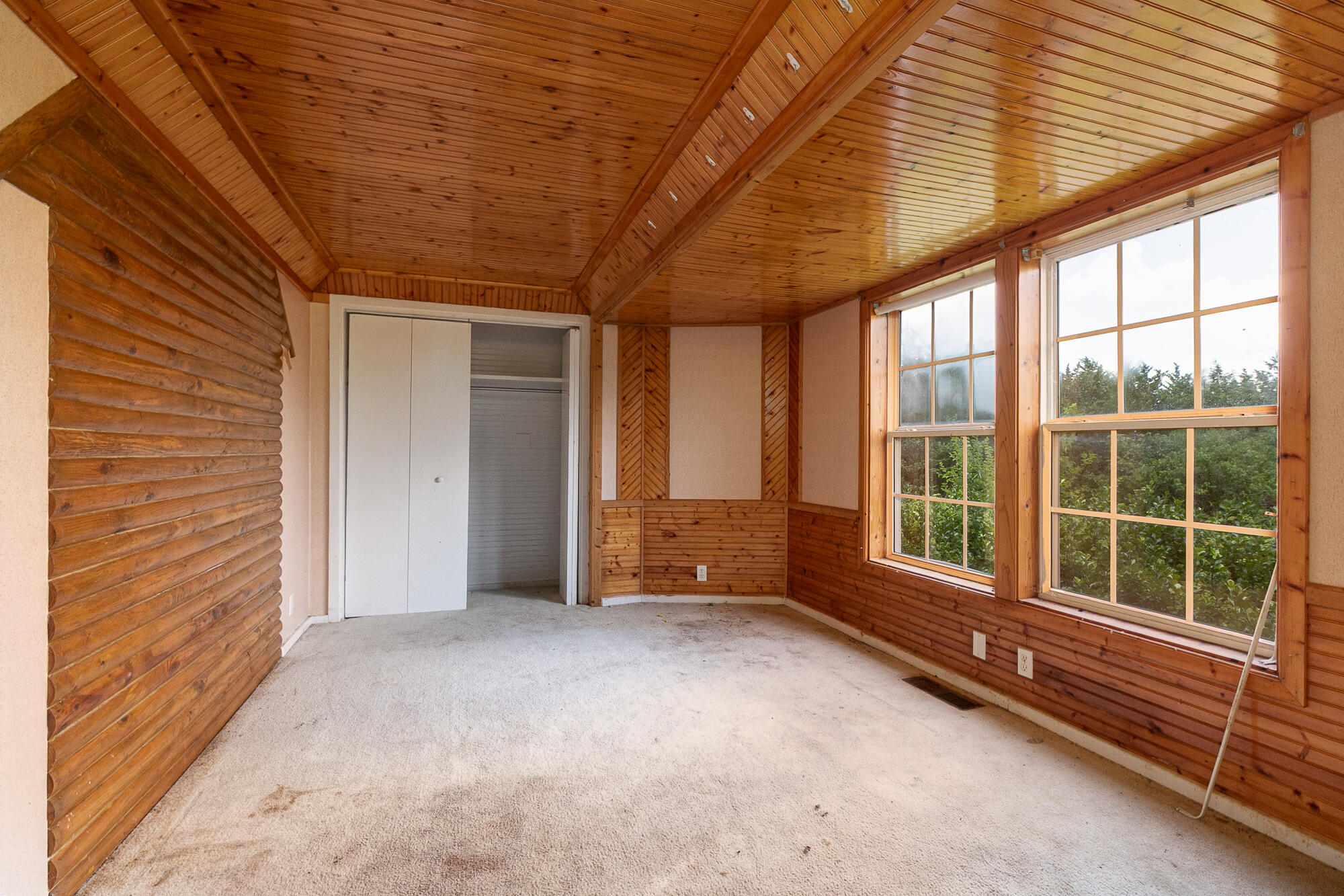 628 State Road F Property Photo 21