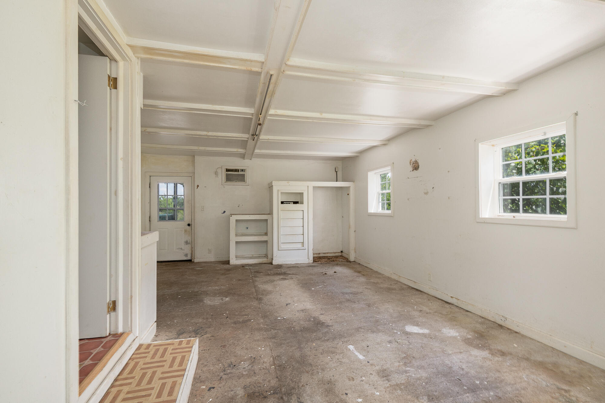628 State Road F Property Photo 32