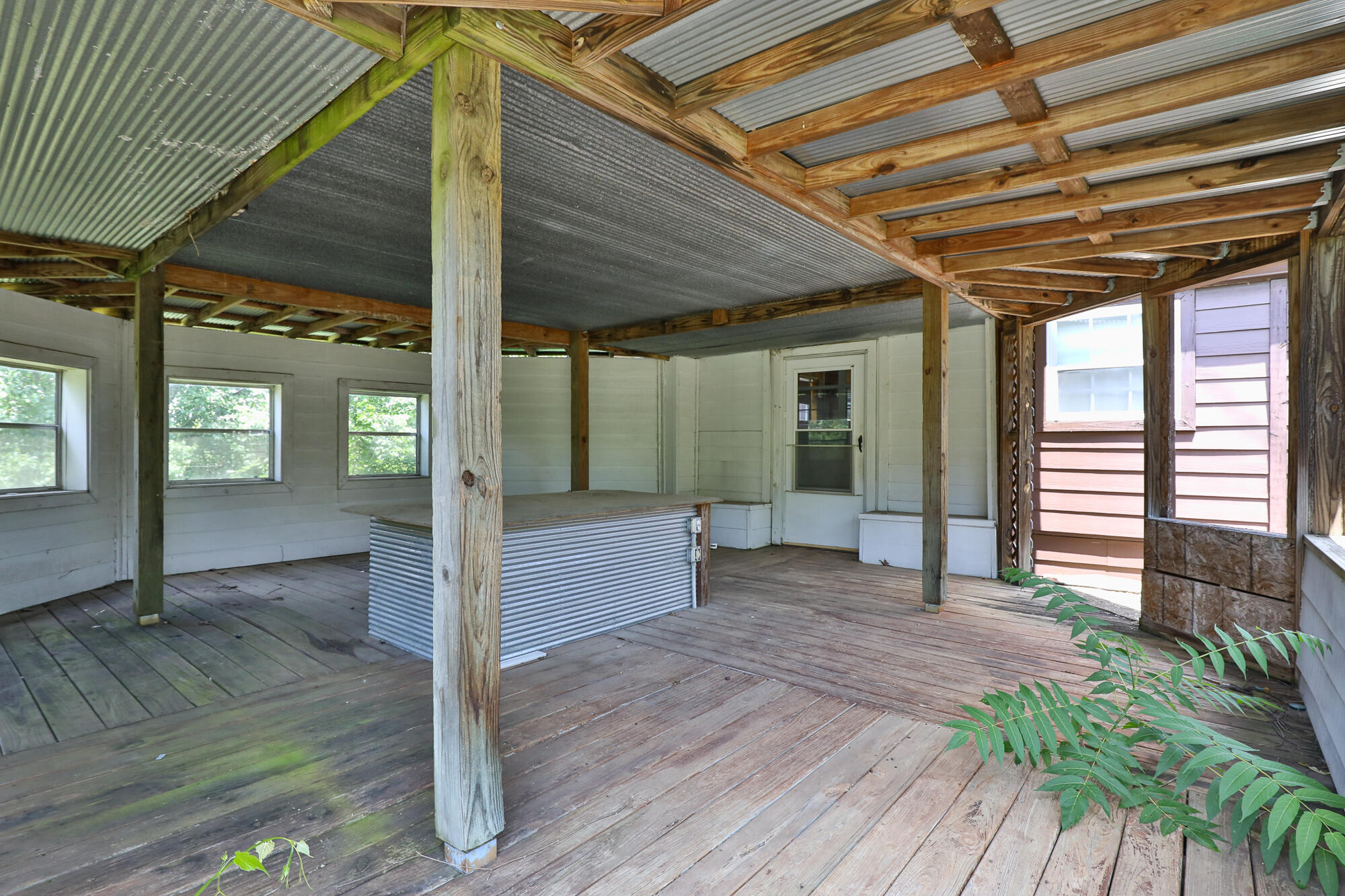 628 State Road F Property Photo 35