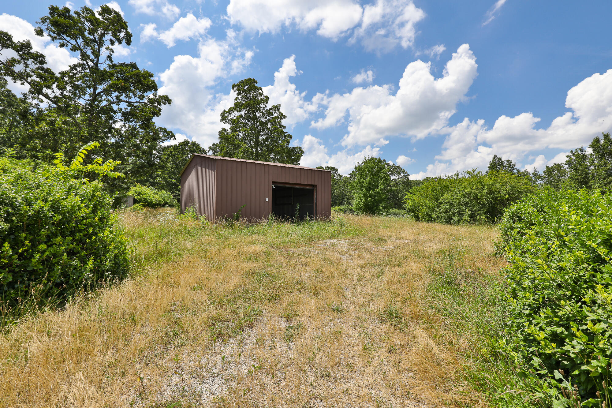 628 State Road F Property Photo 38