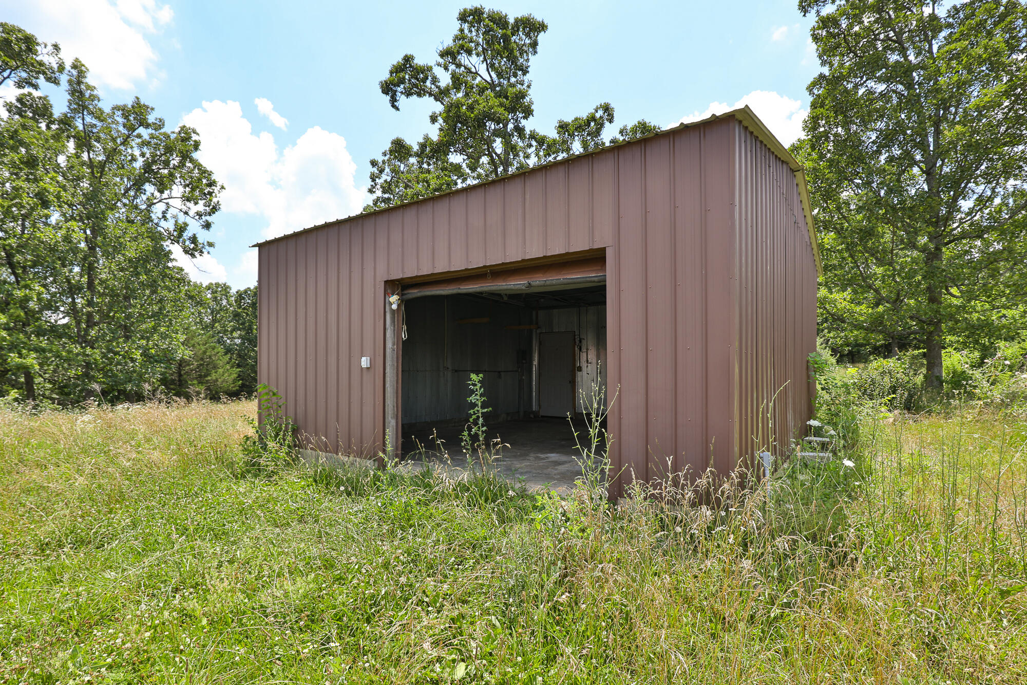 628 State Road F Property Photo 40