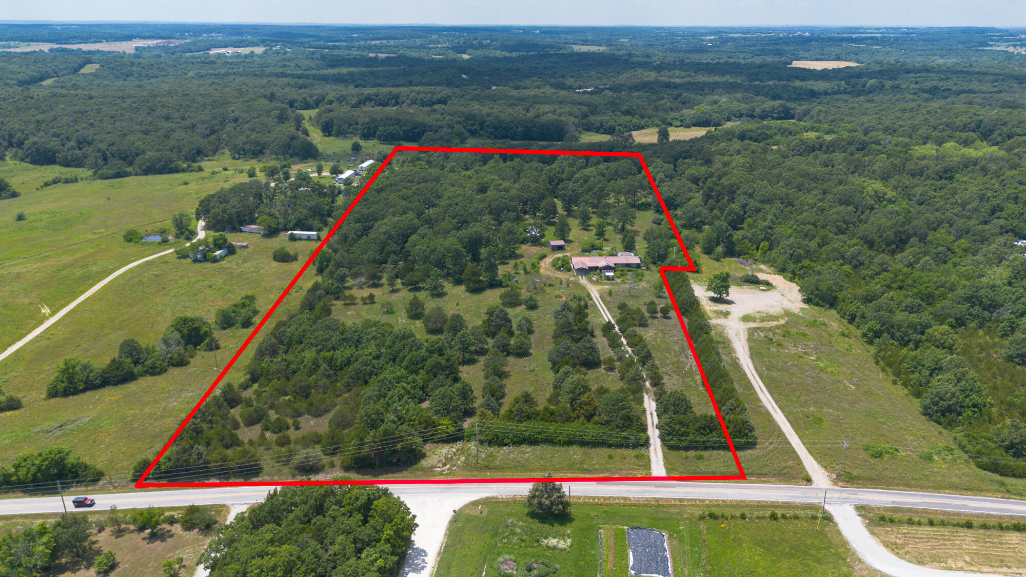 628 State Road F Property Photo 42
