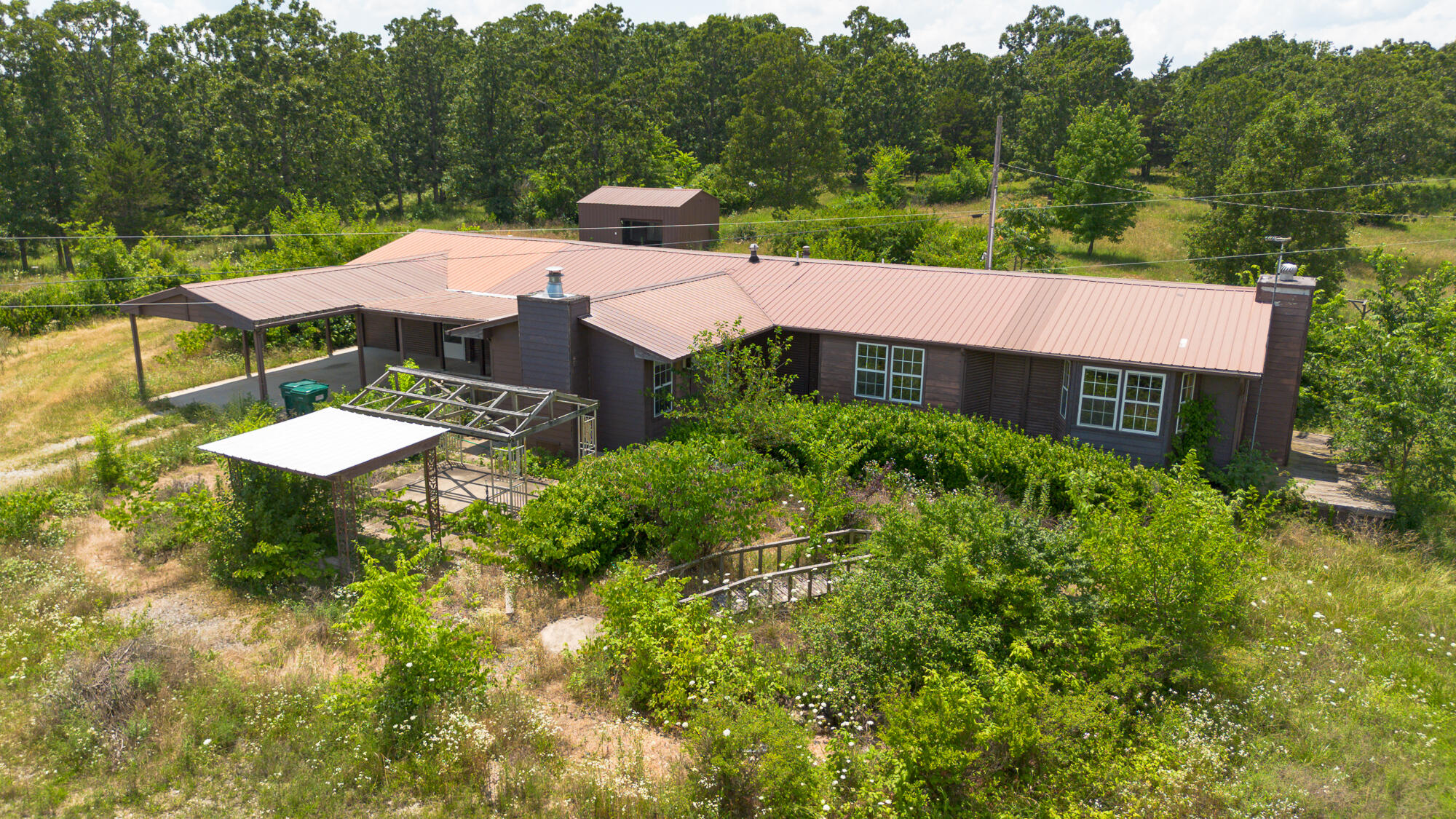 628 State Road F Property Photo 49