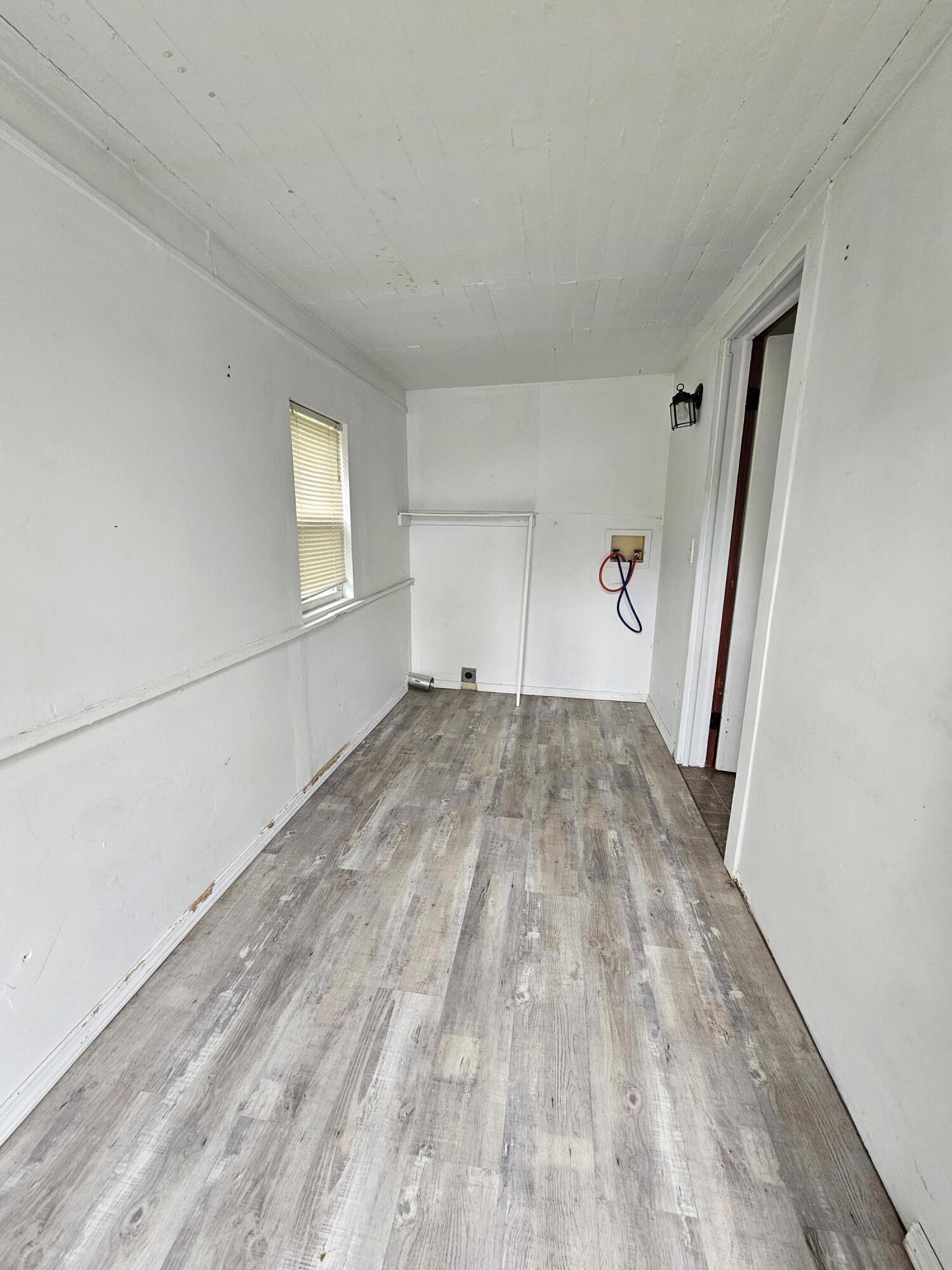 1215 Jefferson Avenue Property Photo 6