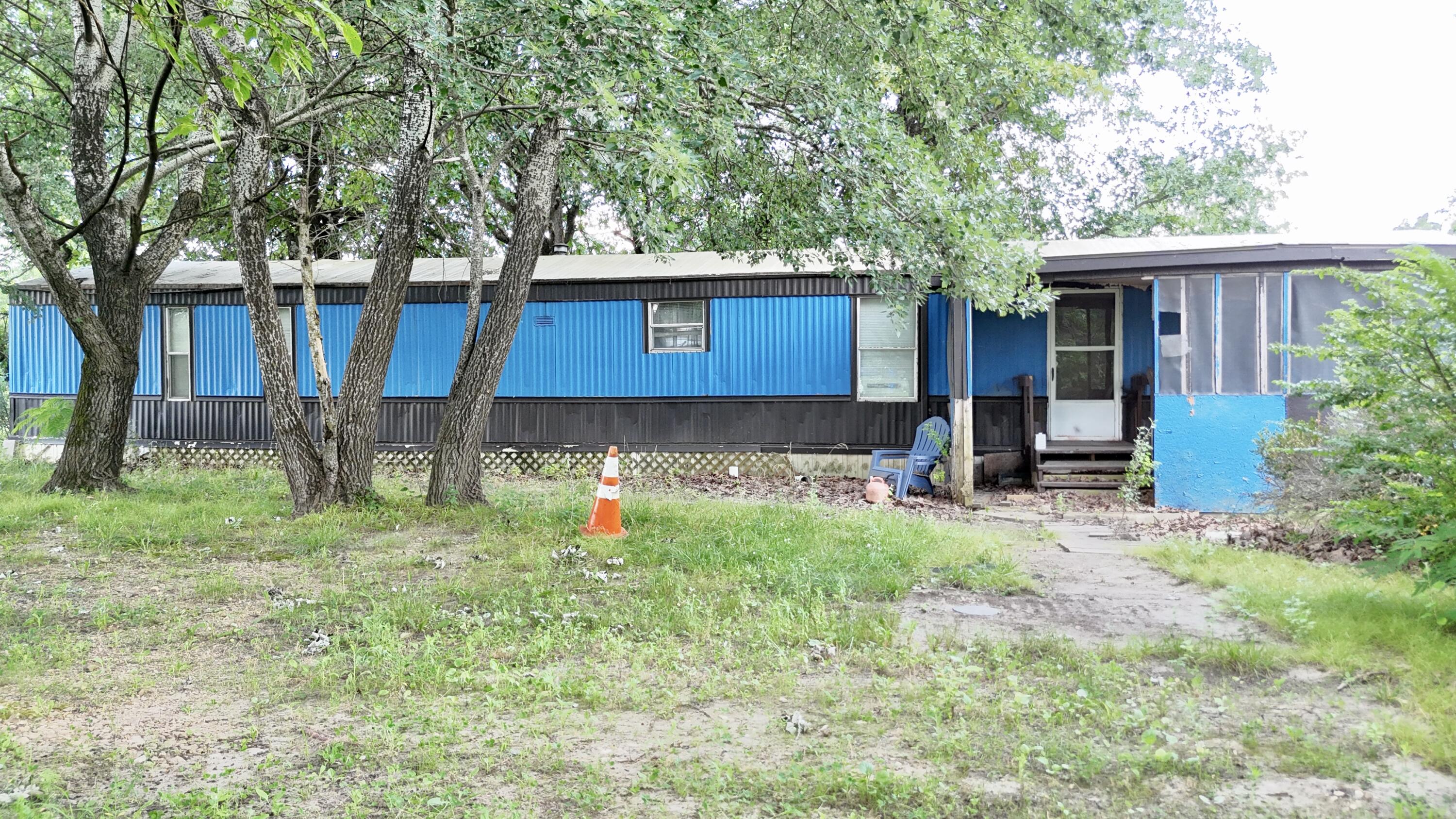 2615 Private Road 1231 Property Photo 1