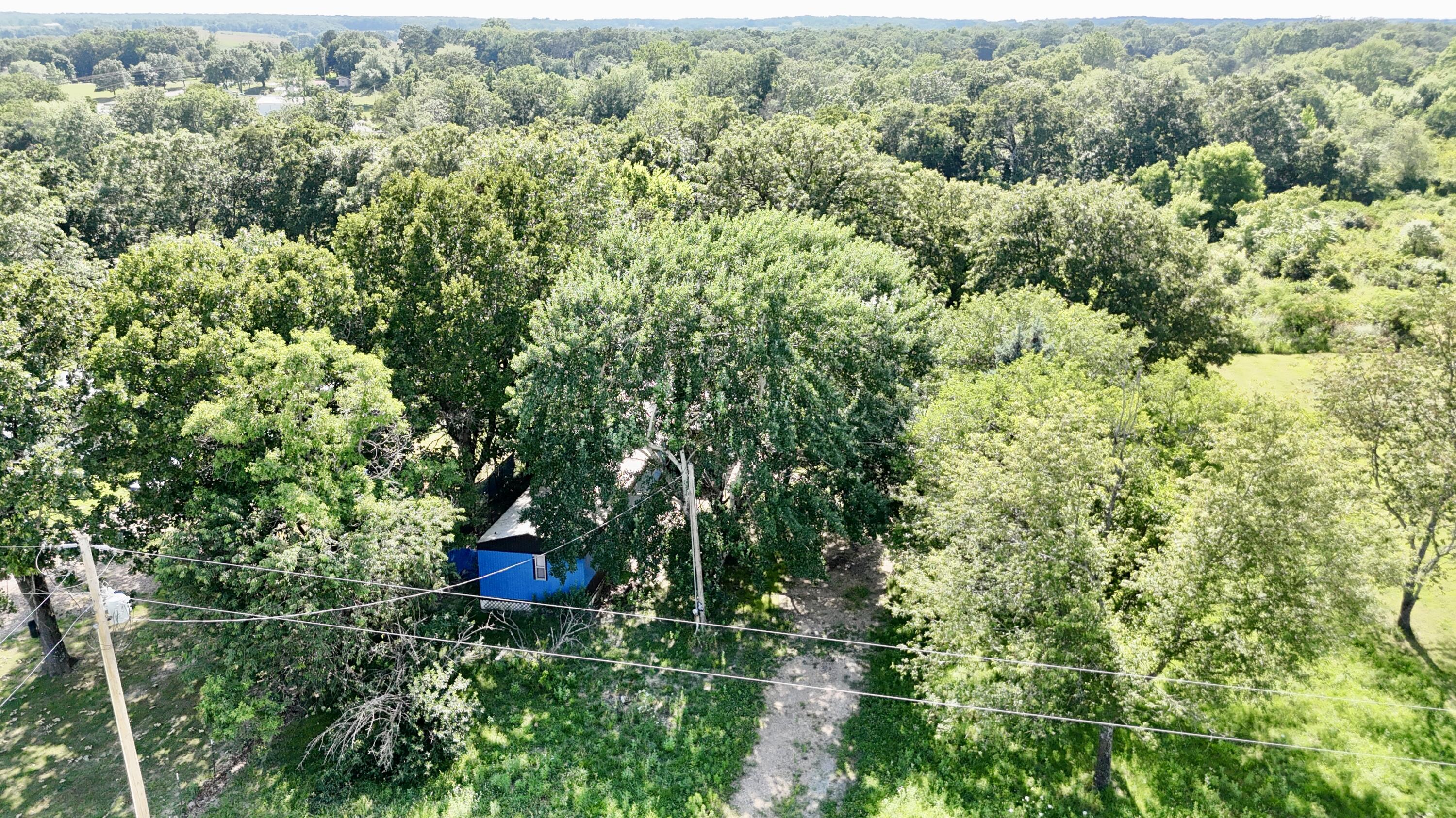 2615 Private Road 1231 Property Photo 7