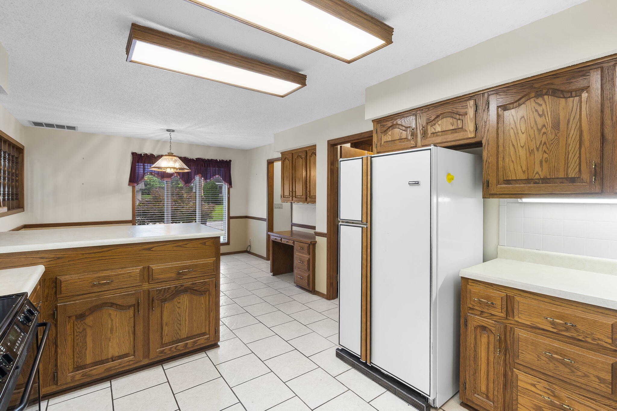 4059 East Linwood Street Property Photo 12