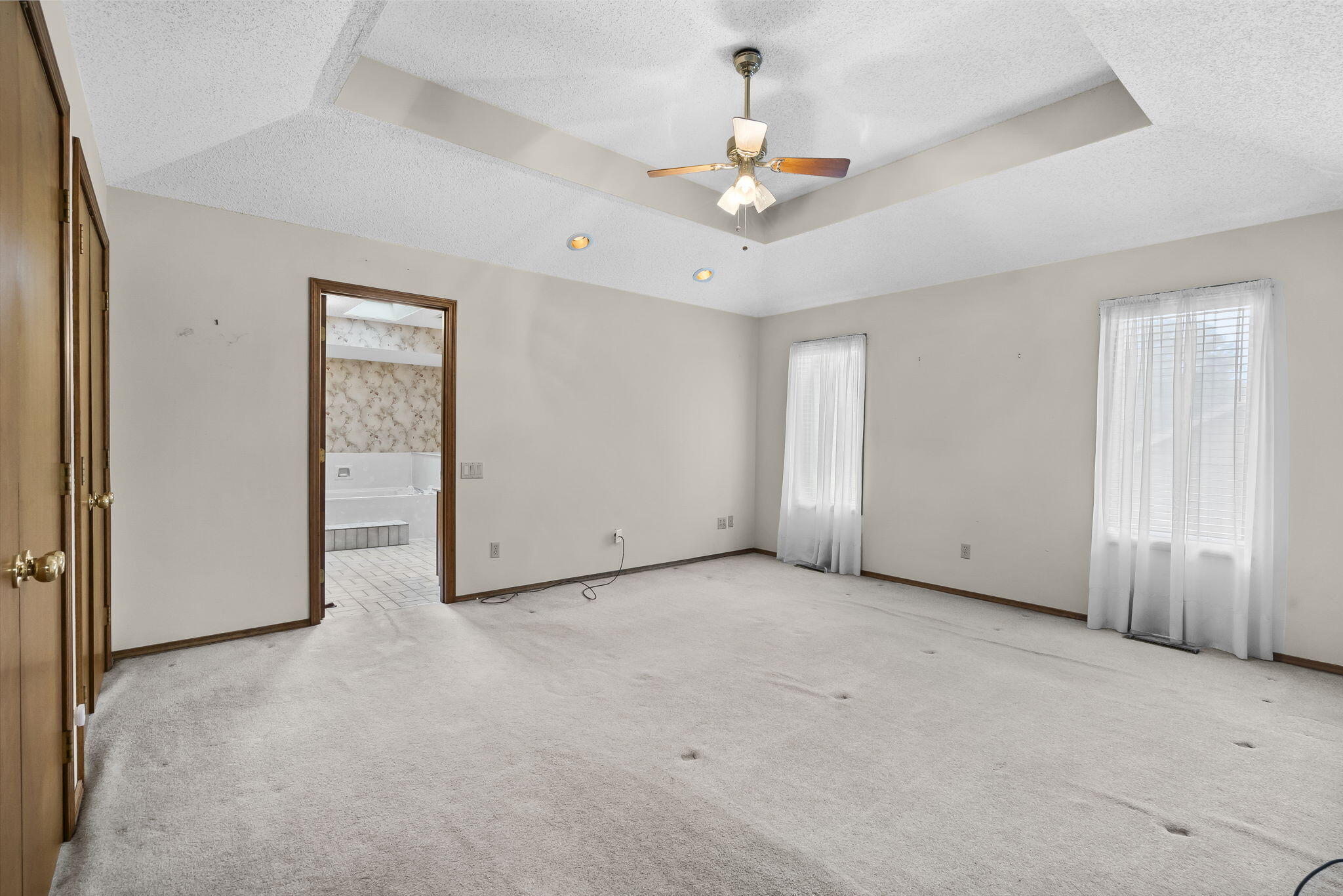 4059 East Linwood Street Property Photo 17