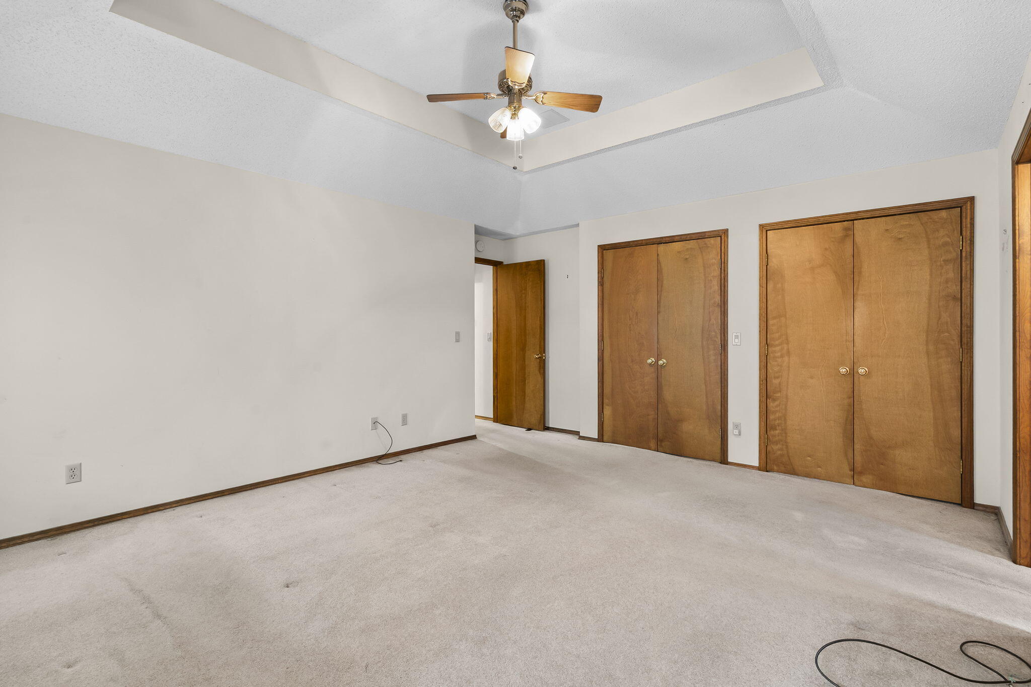 4059 East Linwood Street Property Photo 18