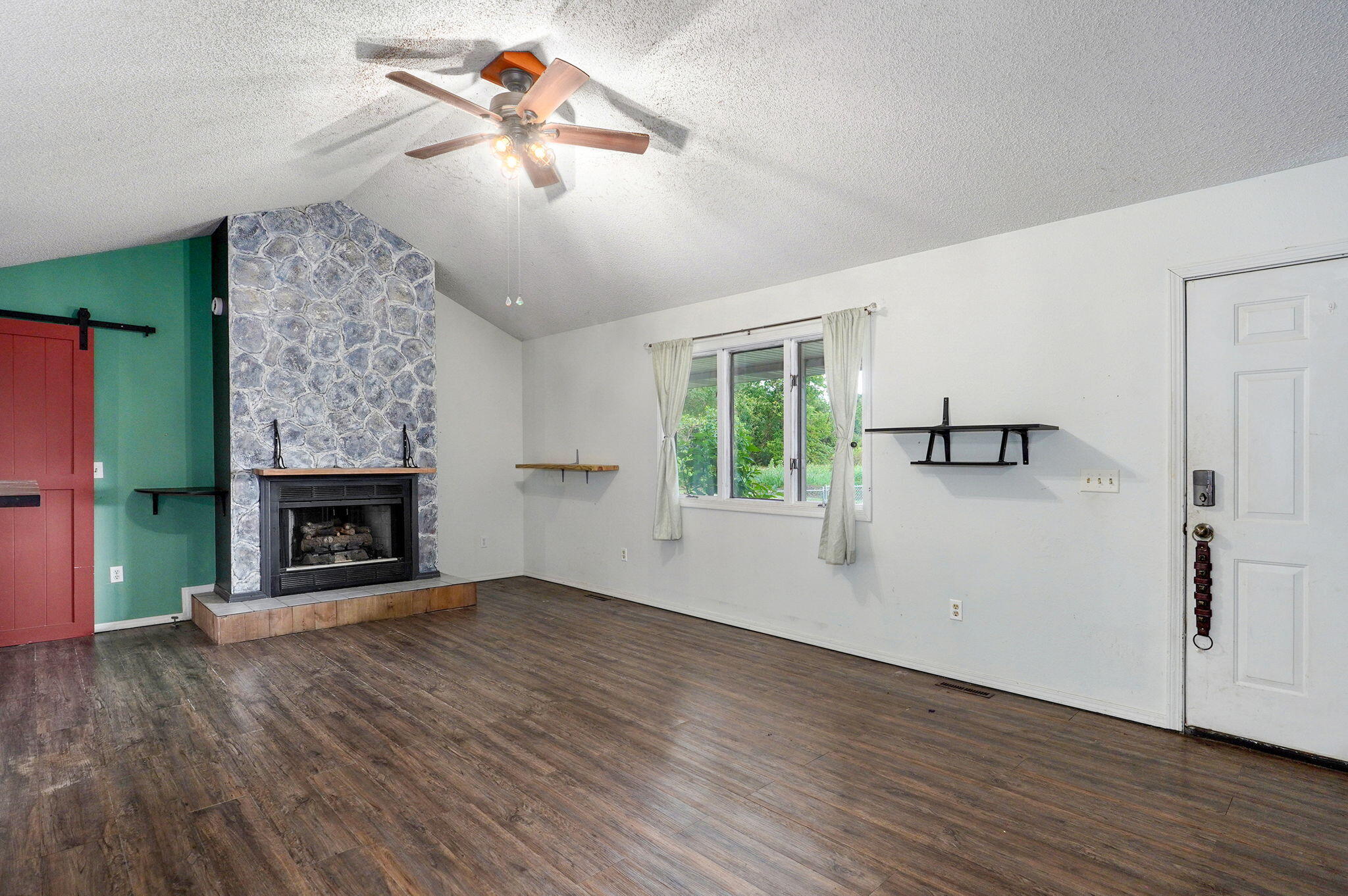 3457 West Lombard Street Property Photo 4