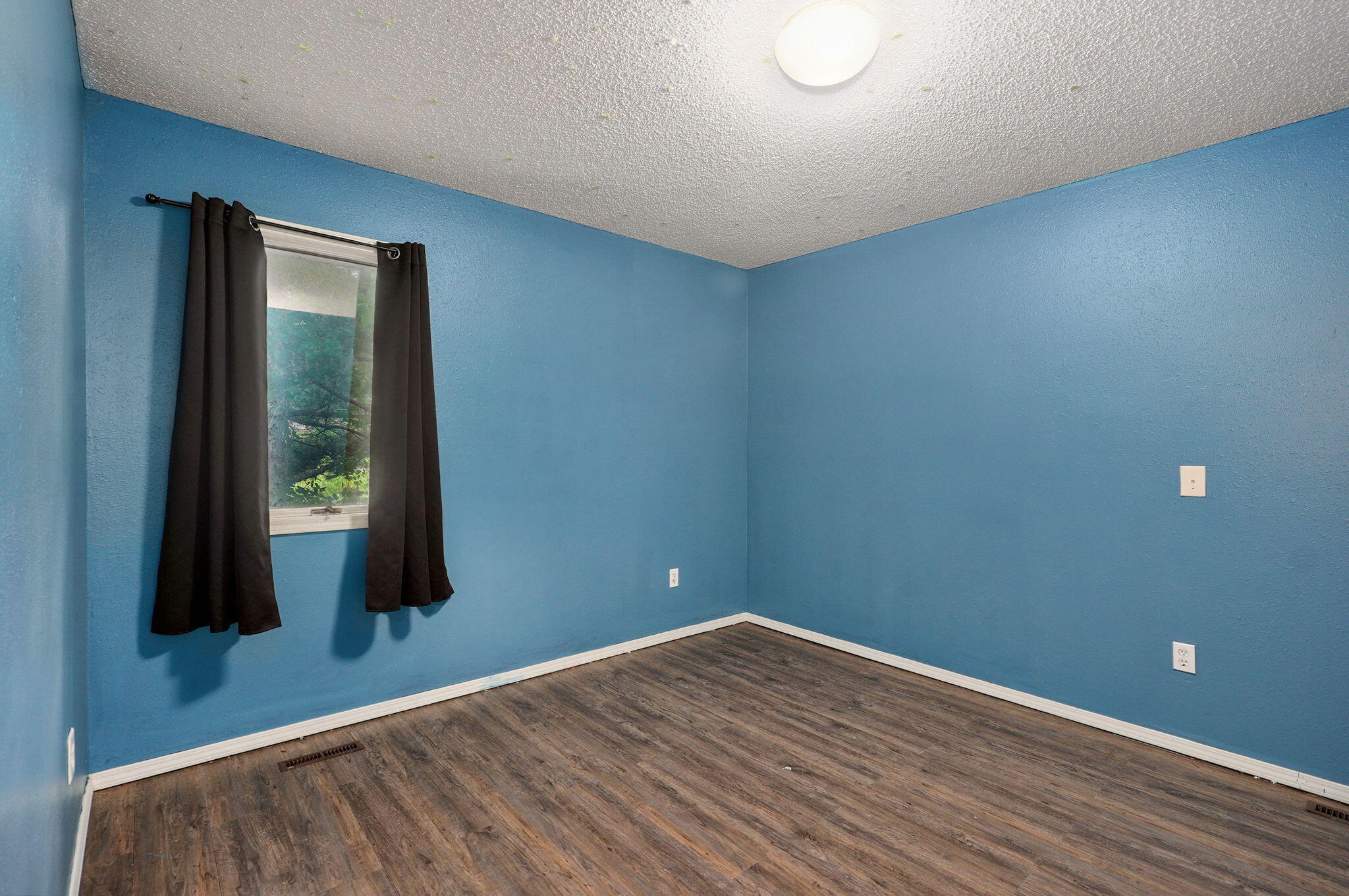 3457 West Lombard Street Property Photo 12