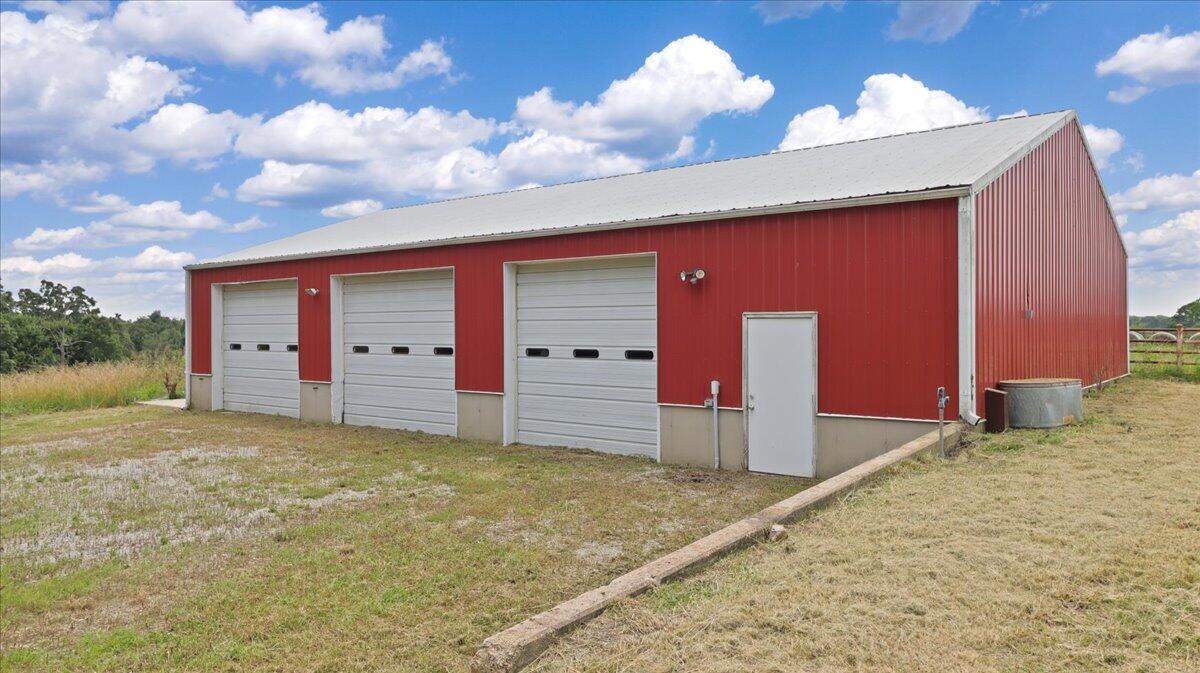 11076 County Road 6230 Property Photo 7