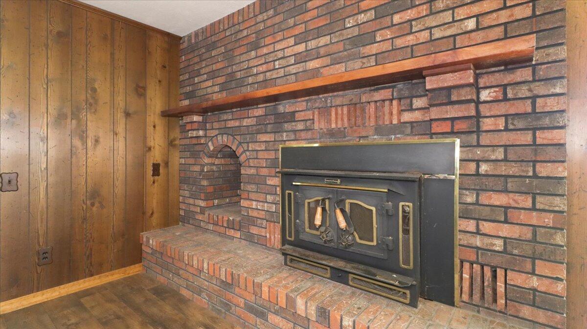 11076 County Road 6230 Property Photo 15