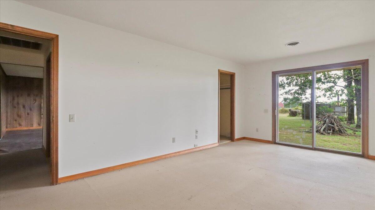 11076 County Road 6230 Property Photo 23