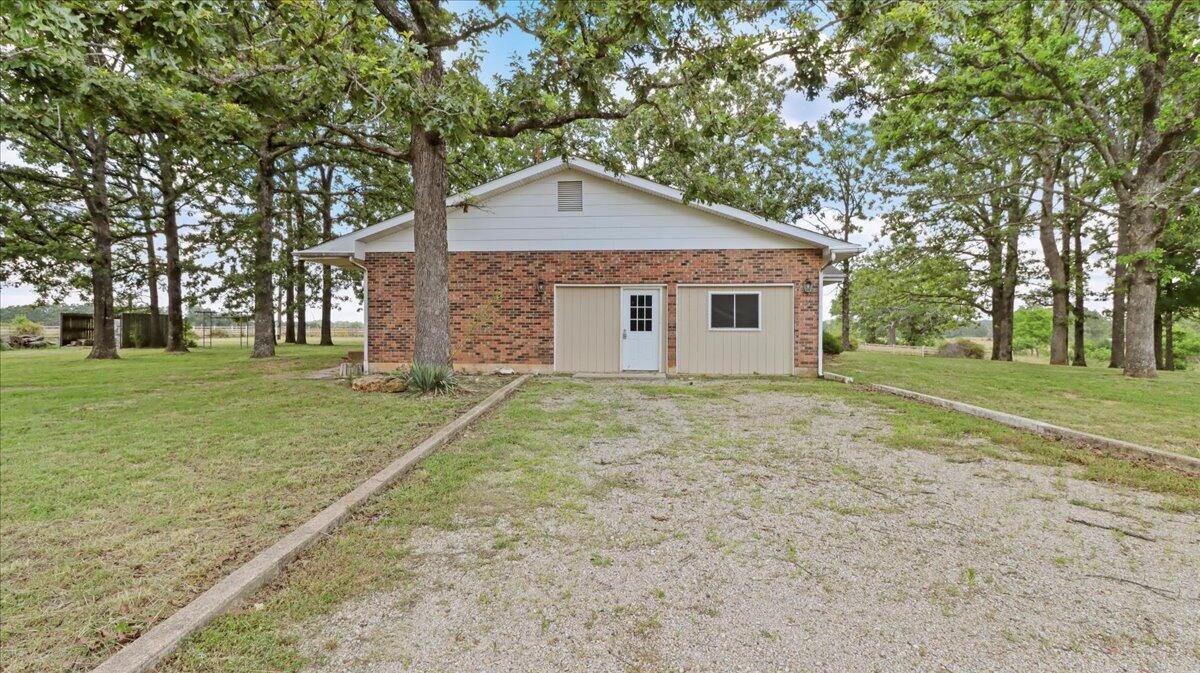 11076 County Road 6230 Property Photo 24
