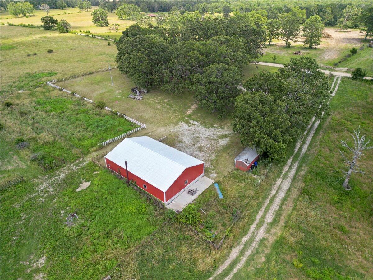 11076 County Road 6230 Property Photo 33
