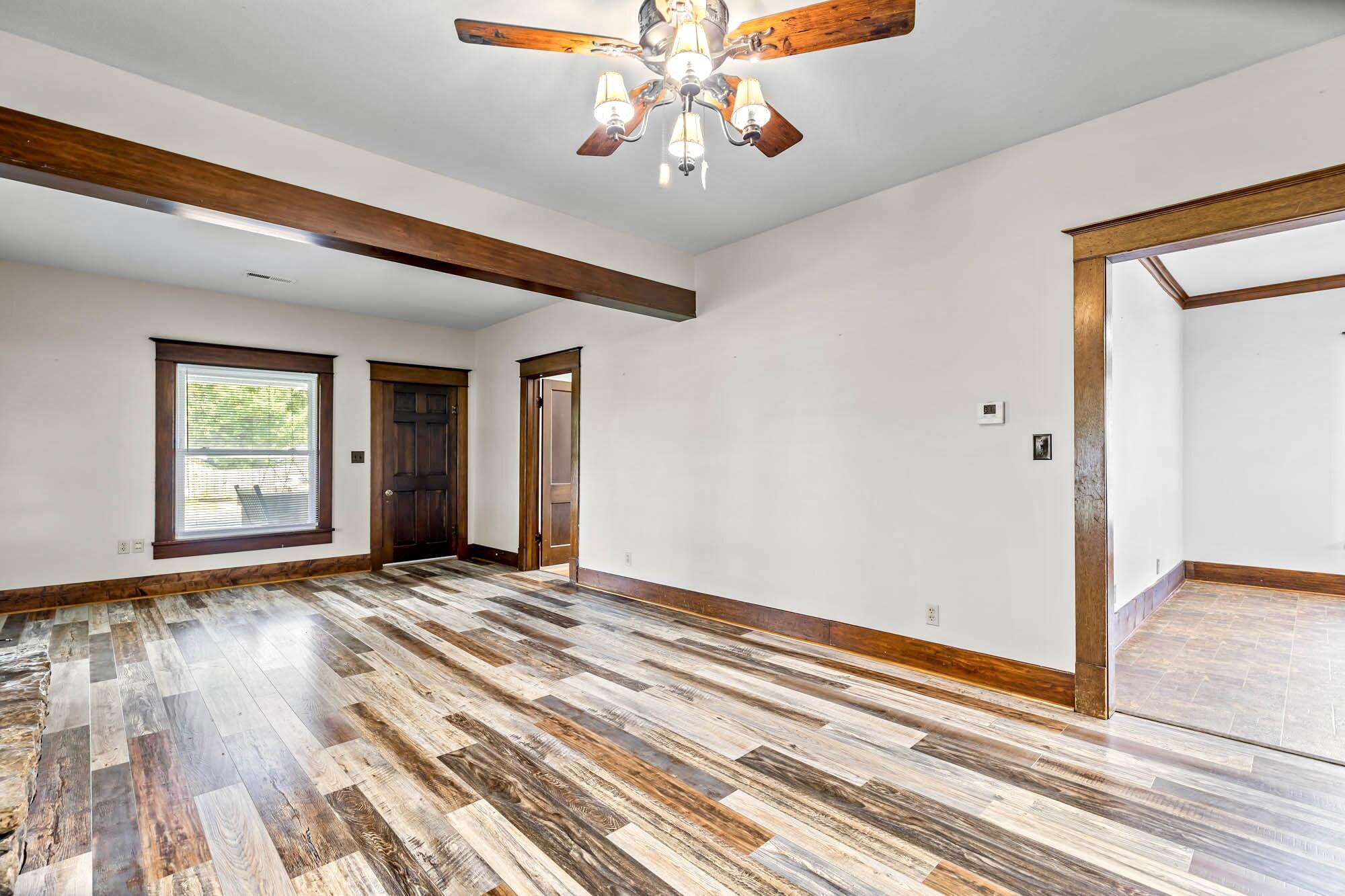 1006 9th Street Property Photo 6