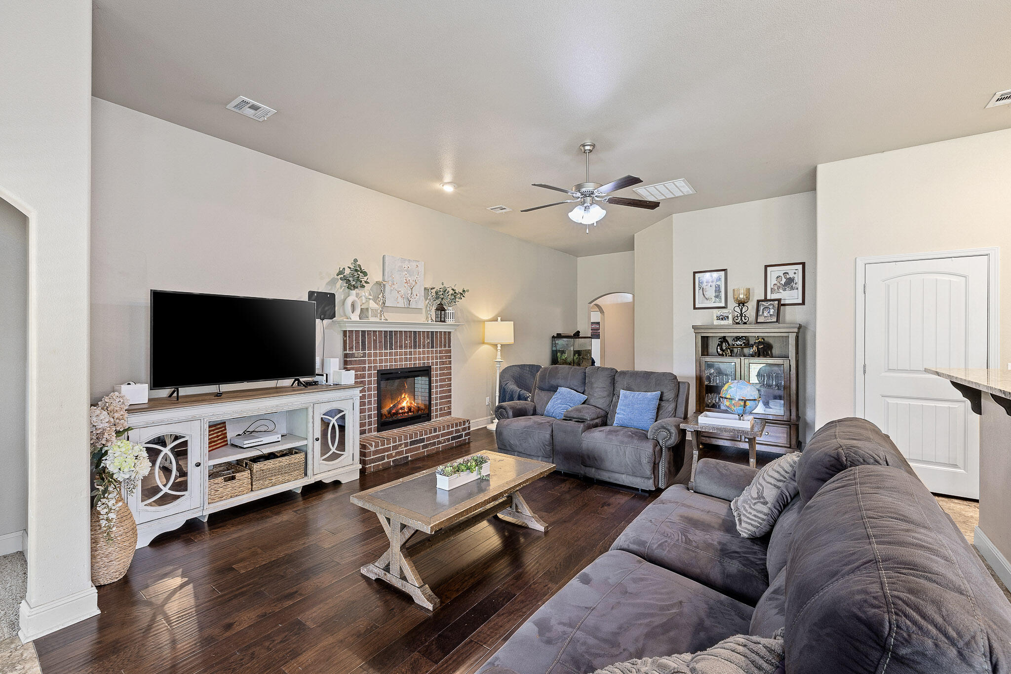 1669 Leighten Court Property Photo 4