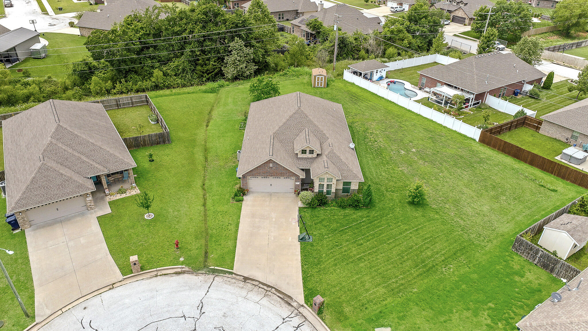1669 Leighten Court Property Photo 32