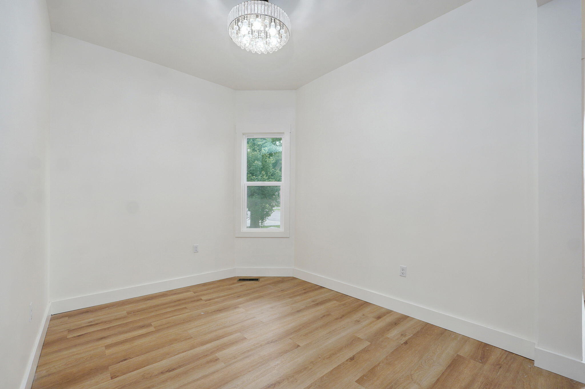 404 South Hickory Street Property Photo 15