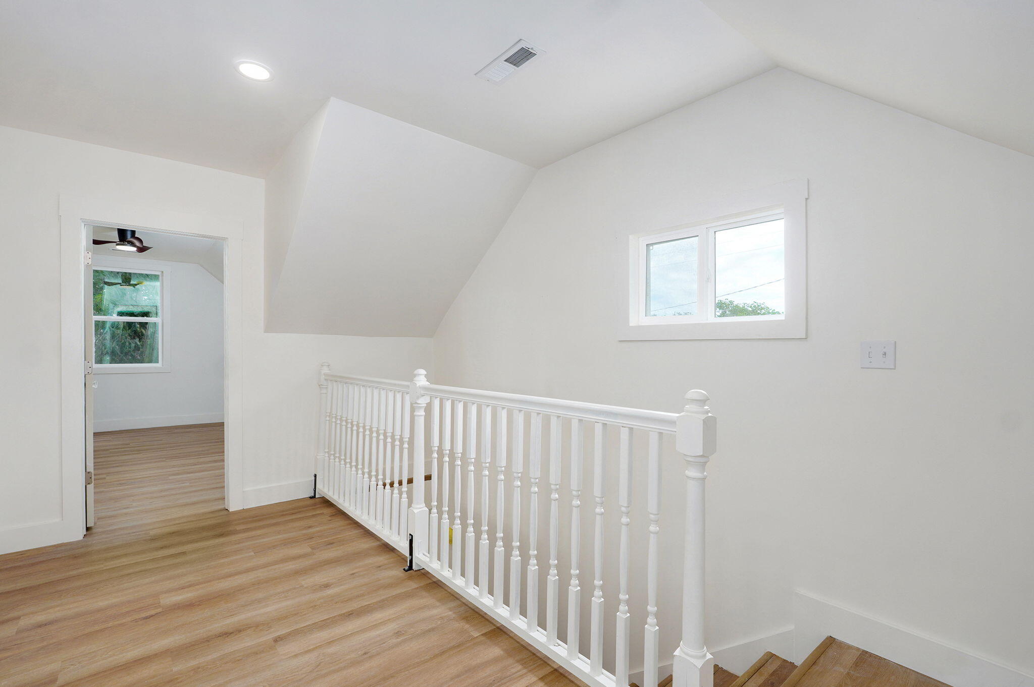 404 South Hickory Street Property Photo 25